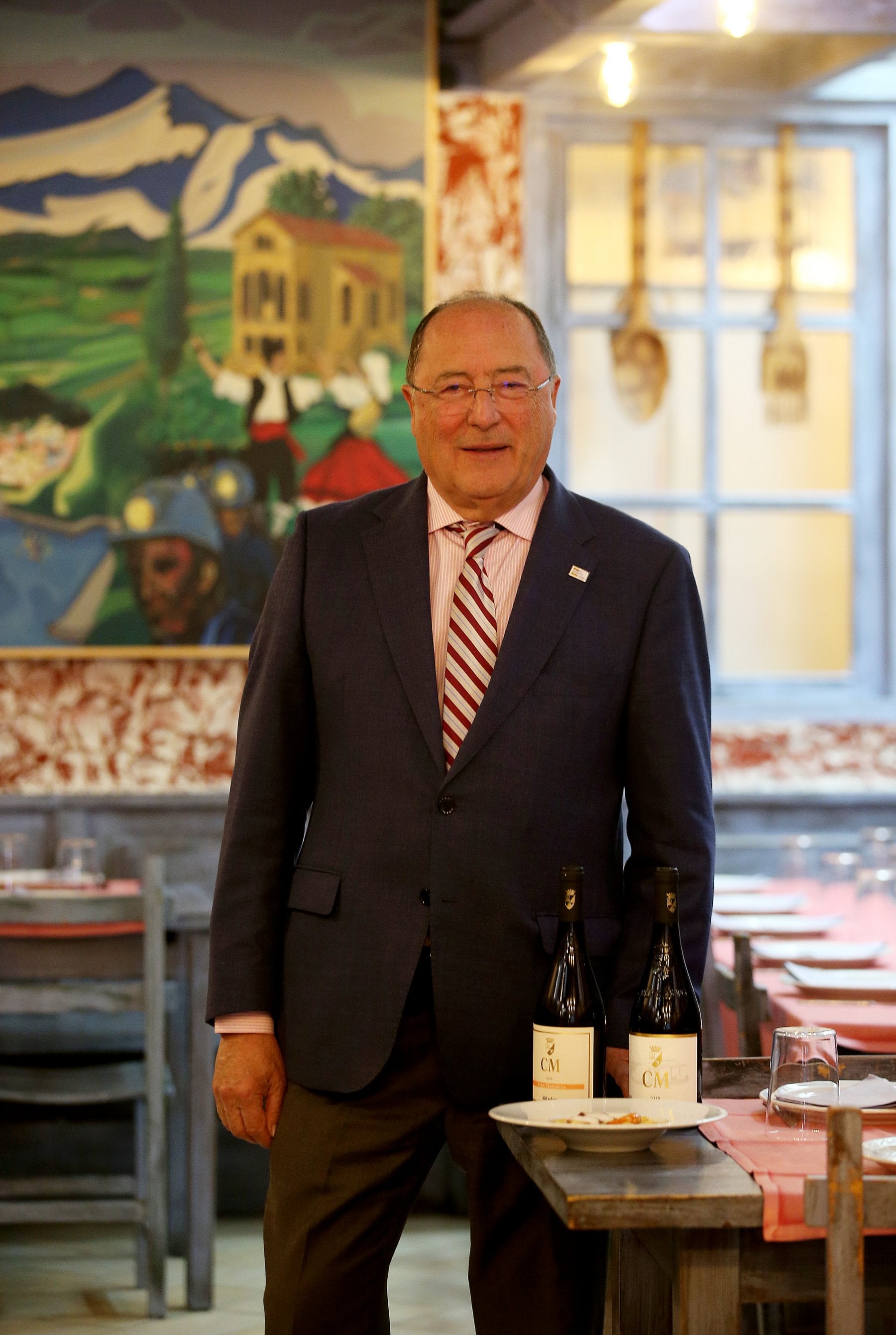 Carlos Moro propone maridar fabes con pulpo con sus vinos.