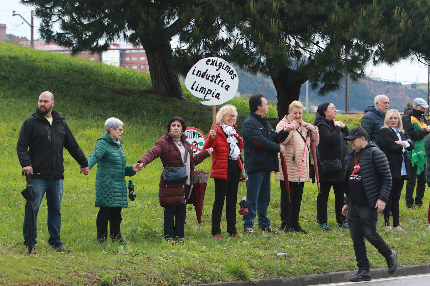 Los vecinos de la zona oeste: «No pararemos hasta que Gijón esté en el mapa de las infraestructuras del país»