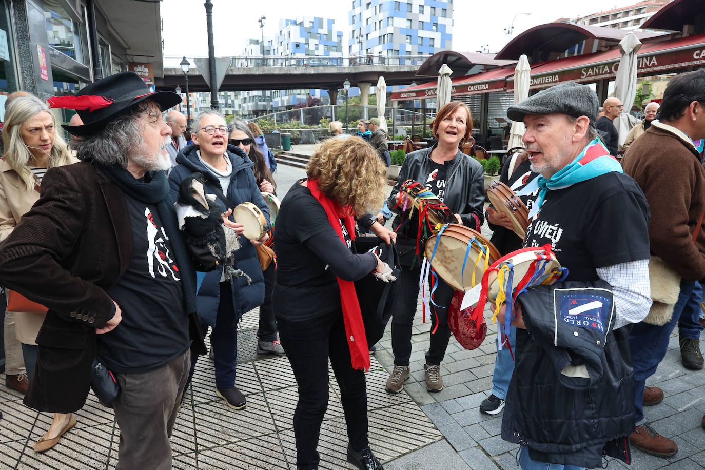 Las imágenes que deja la manifestación en Oviedo por la oficialidad del asturiano