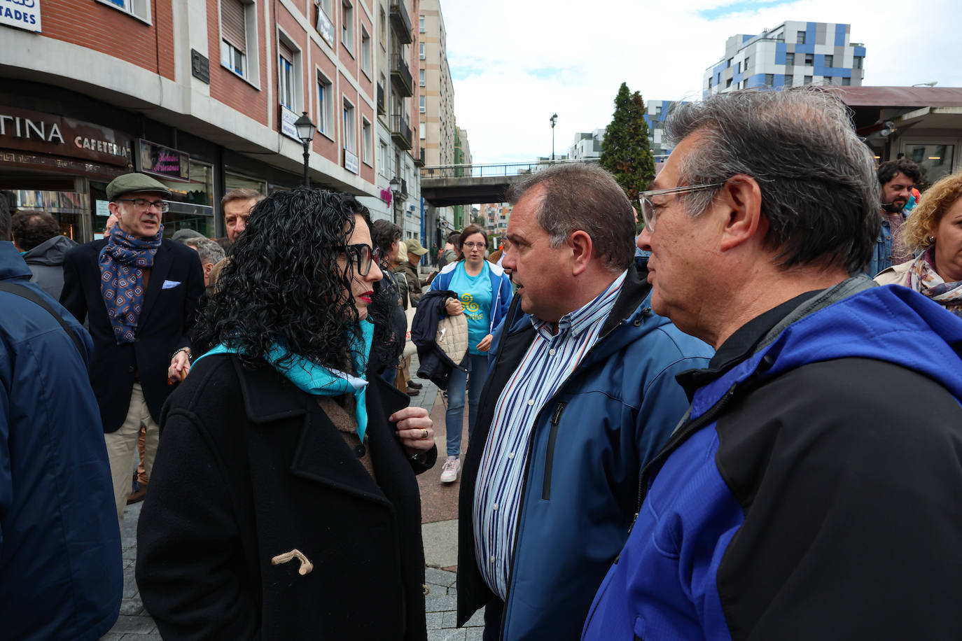 Las imágenes que deja la manifestación en Oviedo por la oficialidad del asturiano