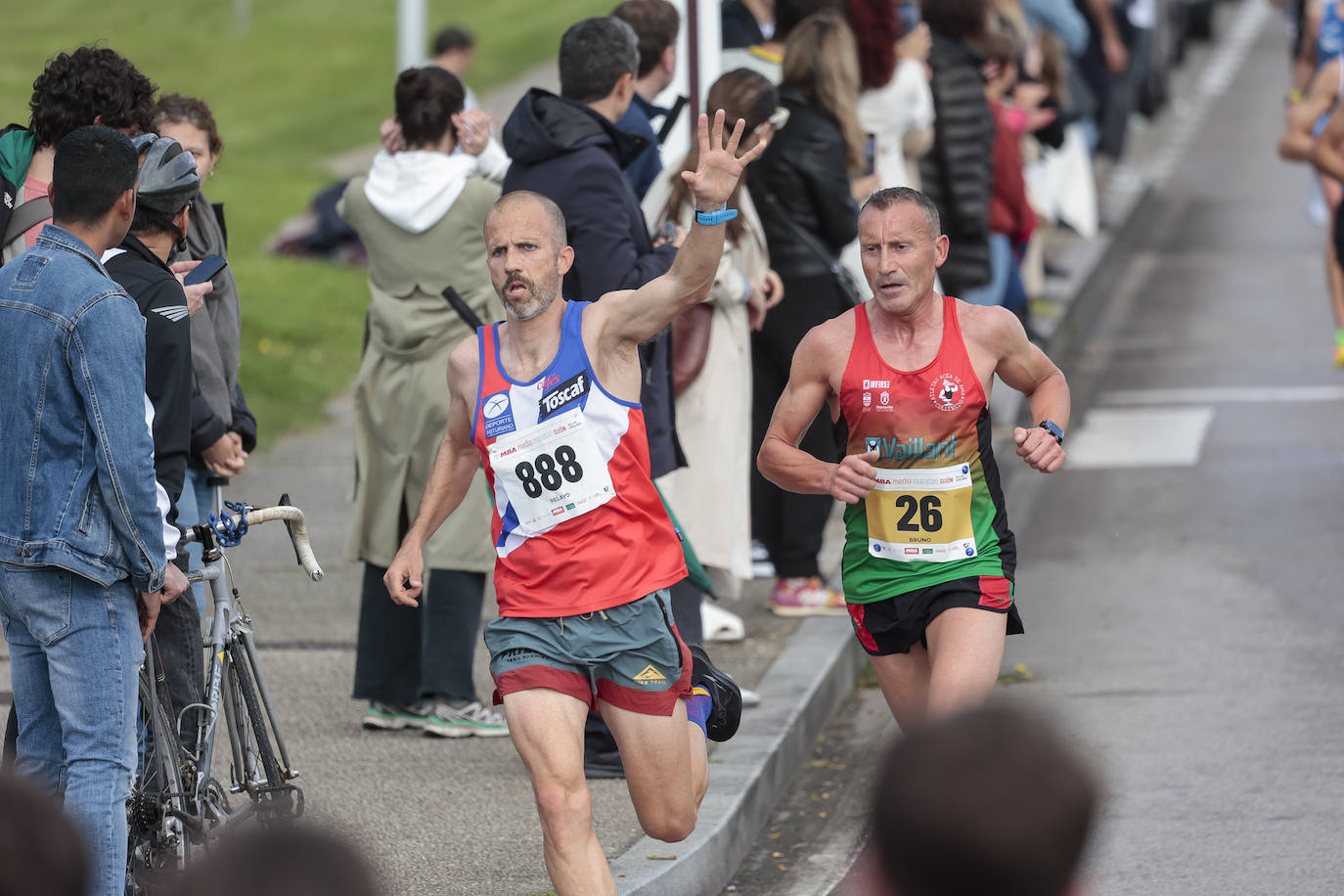 ¿Participaste en la Media Maratón de Gijón? ¡Búscate en las fotos! (2)