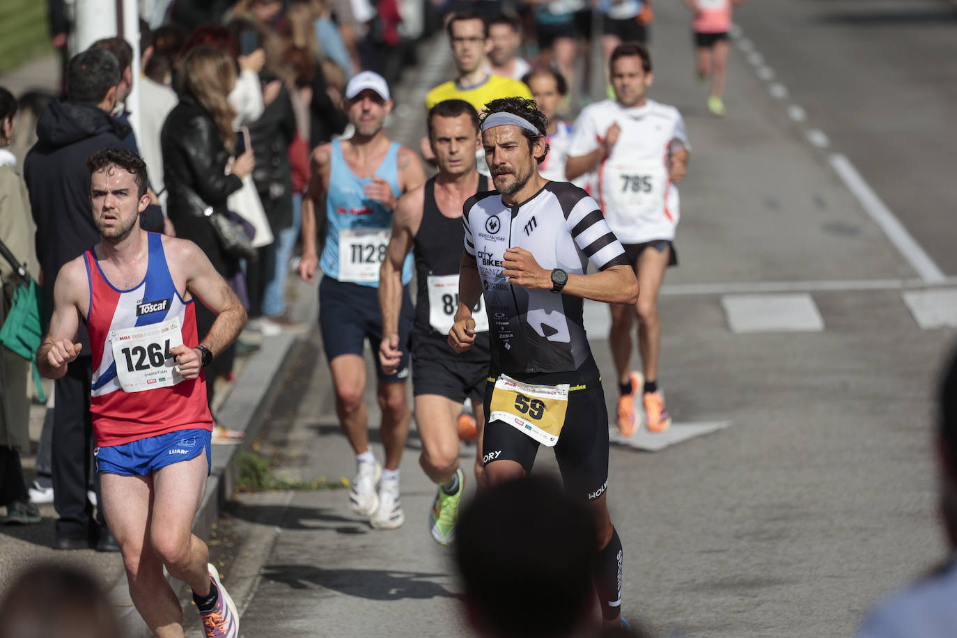 ¿Participaste en la Media Maratón de Gijón? ¡Búscate en las fotos! (2)