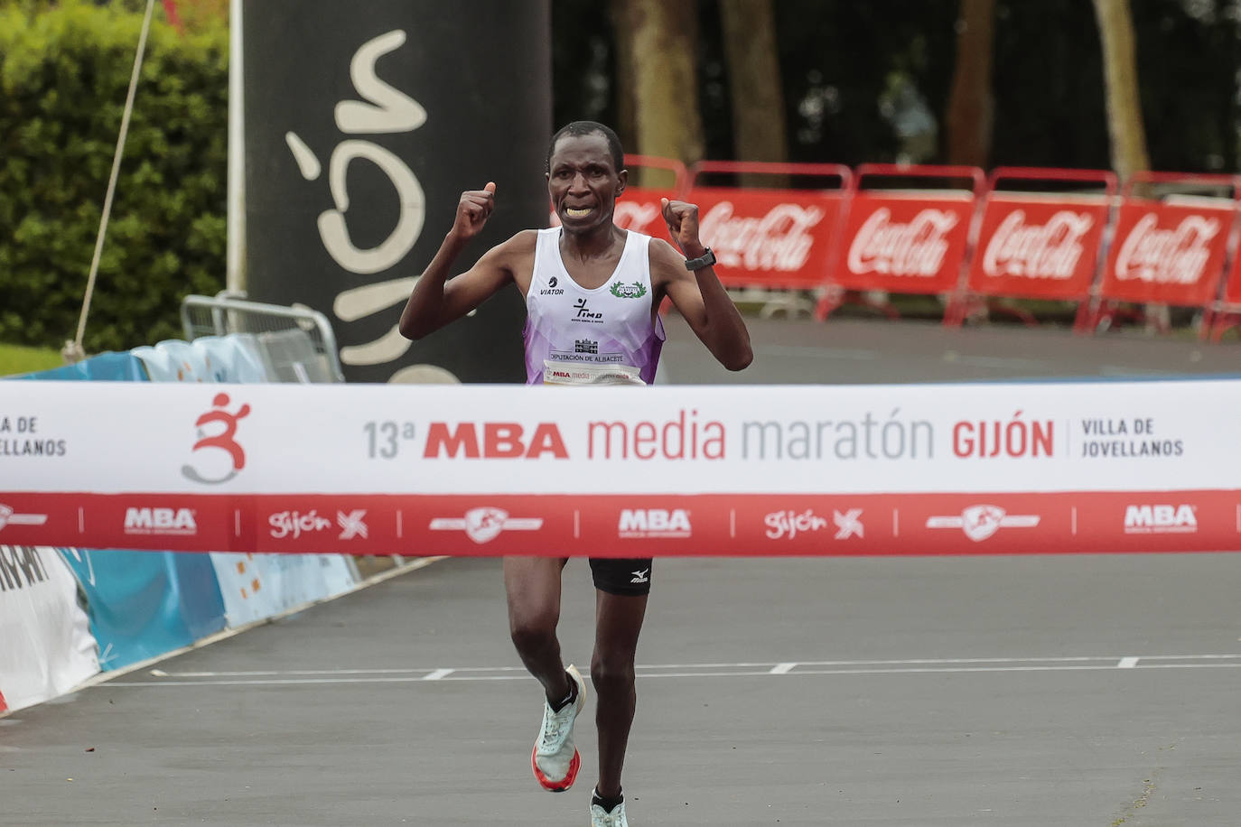 ¿Participaste en la Media Maratón de Gijón? ¡Búscate en las fotos! (2)