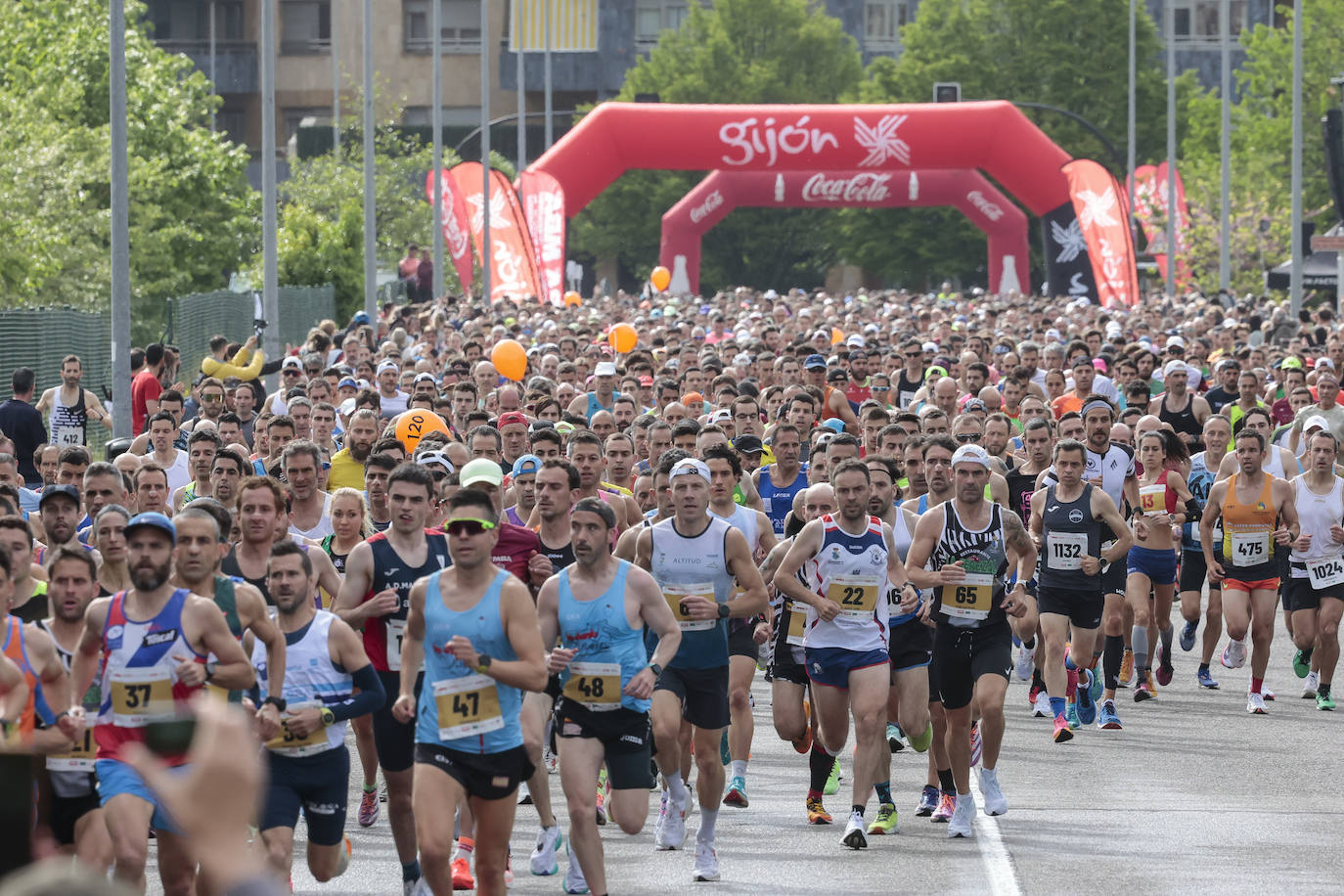 ¿Participaste en la Media Maratón de Gijón? ¡Búscate en las fotos! (1)