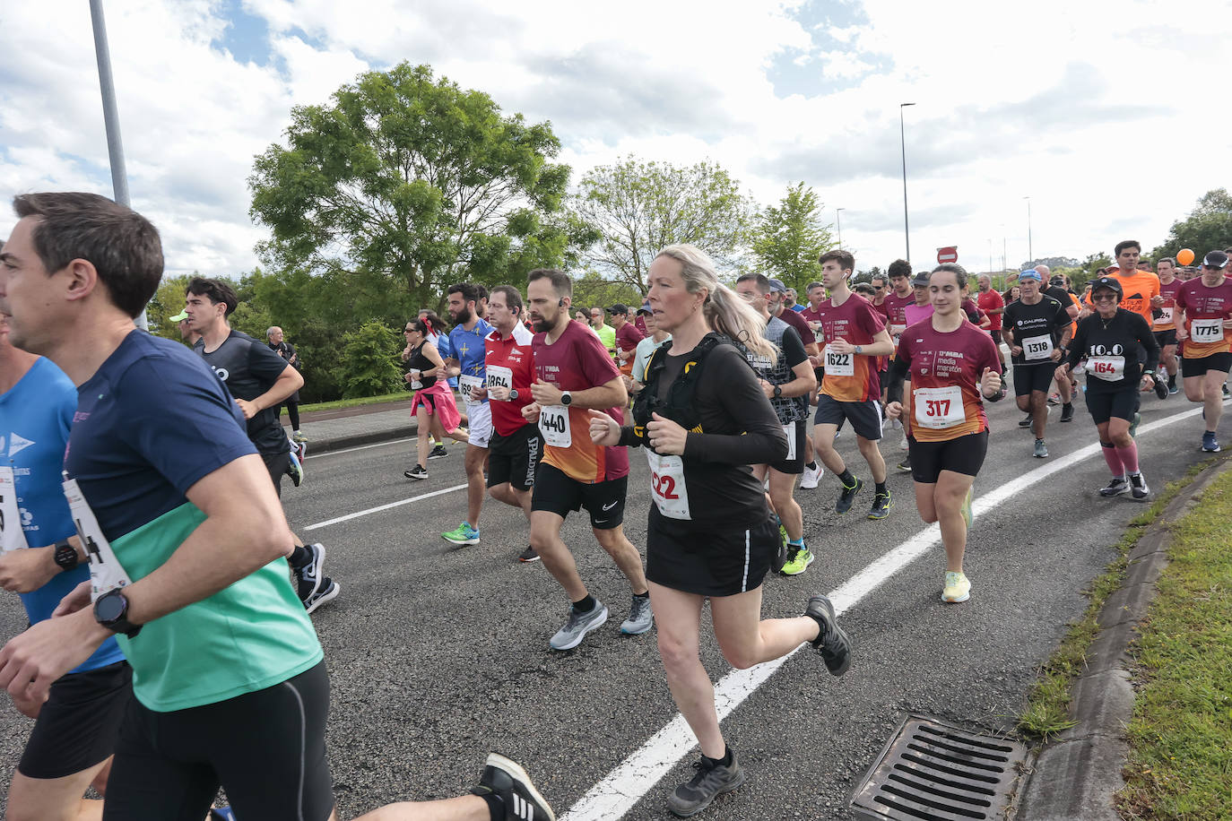 ¿Participaste en la Media Maratón de Gijón? ¡Búscate en las fotos! (1)