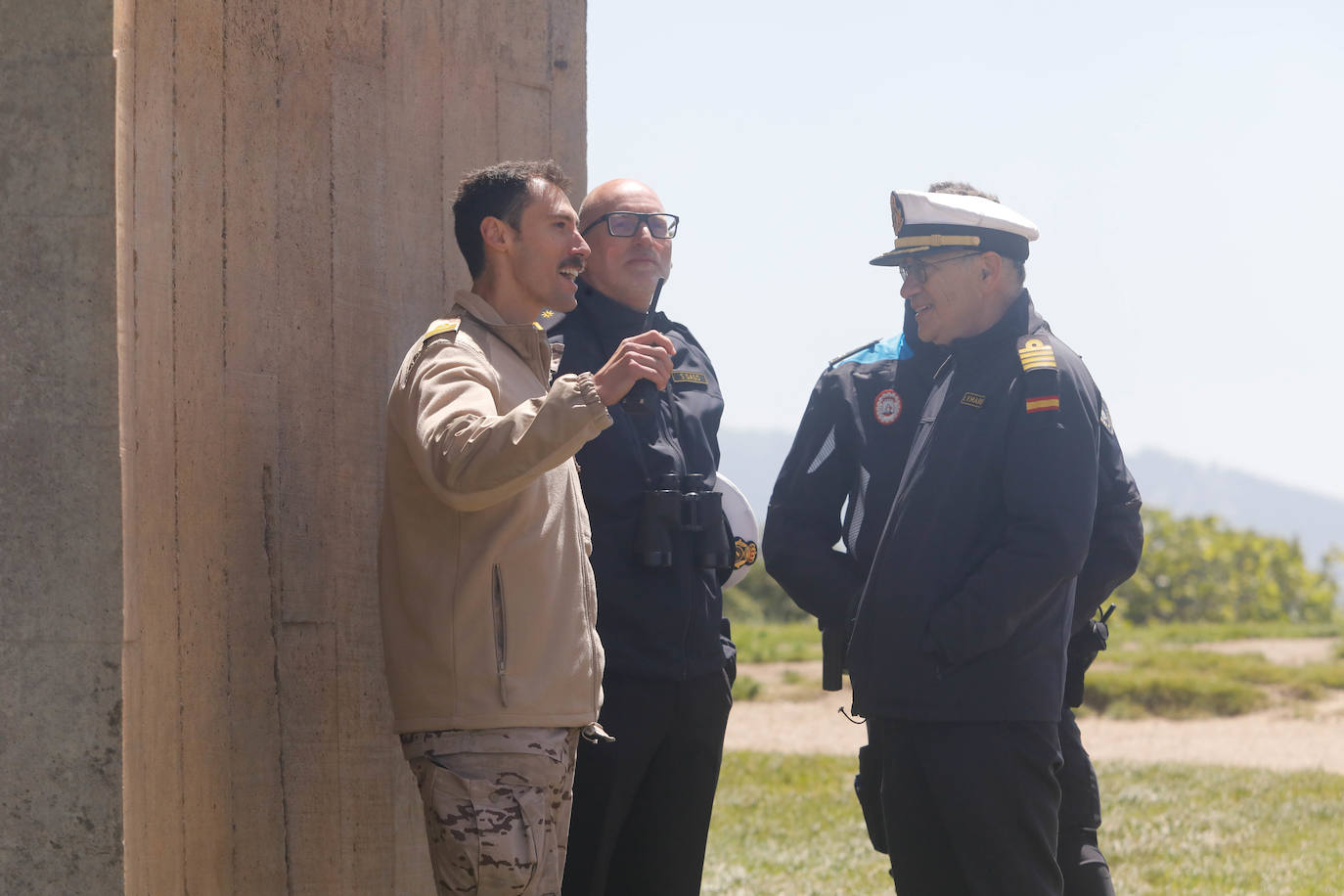 Así fue la búsqueda de proyectiles de artillería en la costa de Gijón