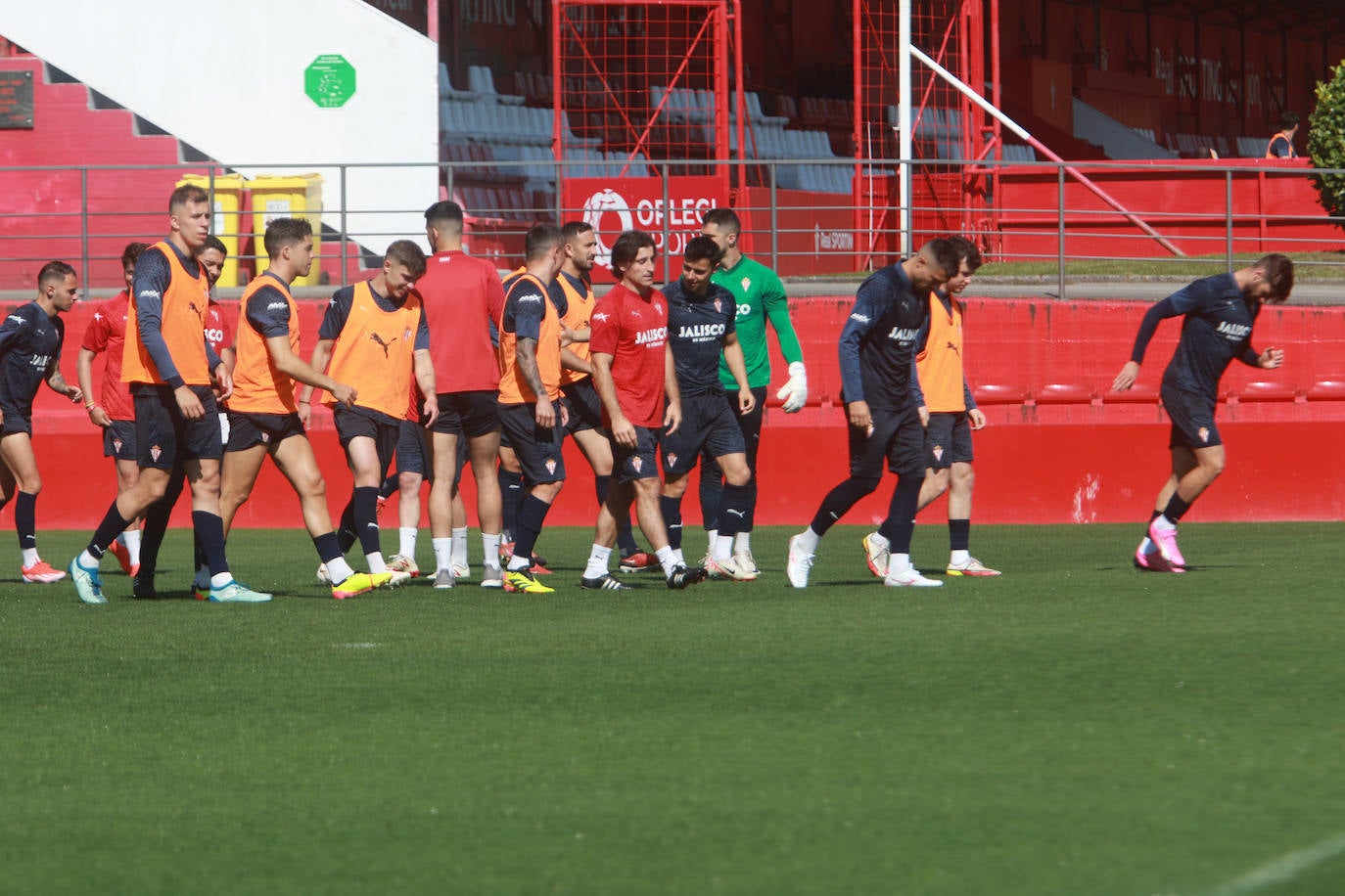 Entrenamiento del Sporting (10/05/2024)