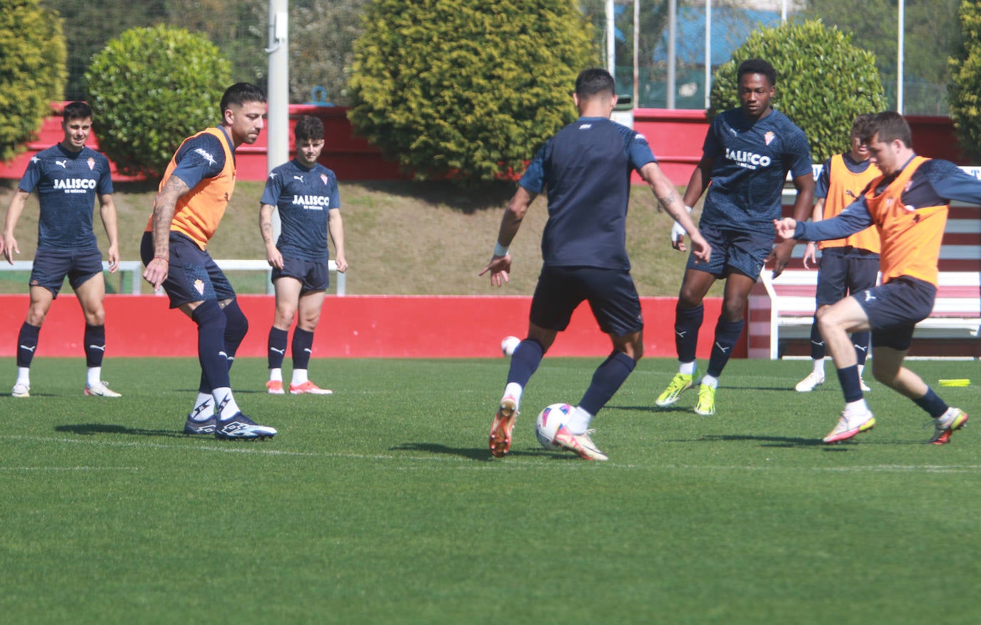 Entrenamiento del Sporting (10/05/2024)