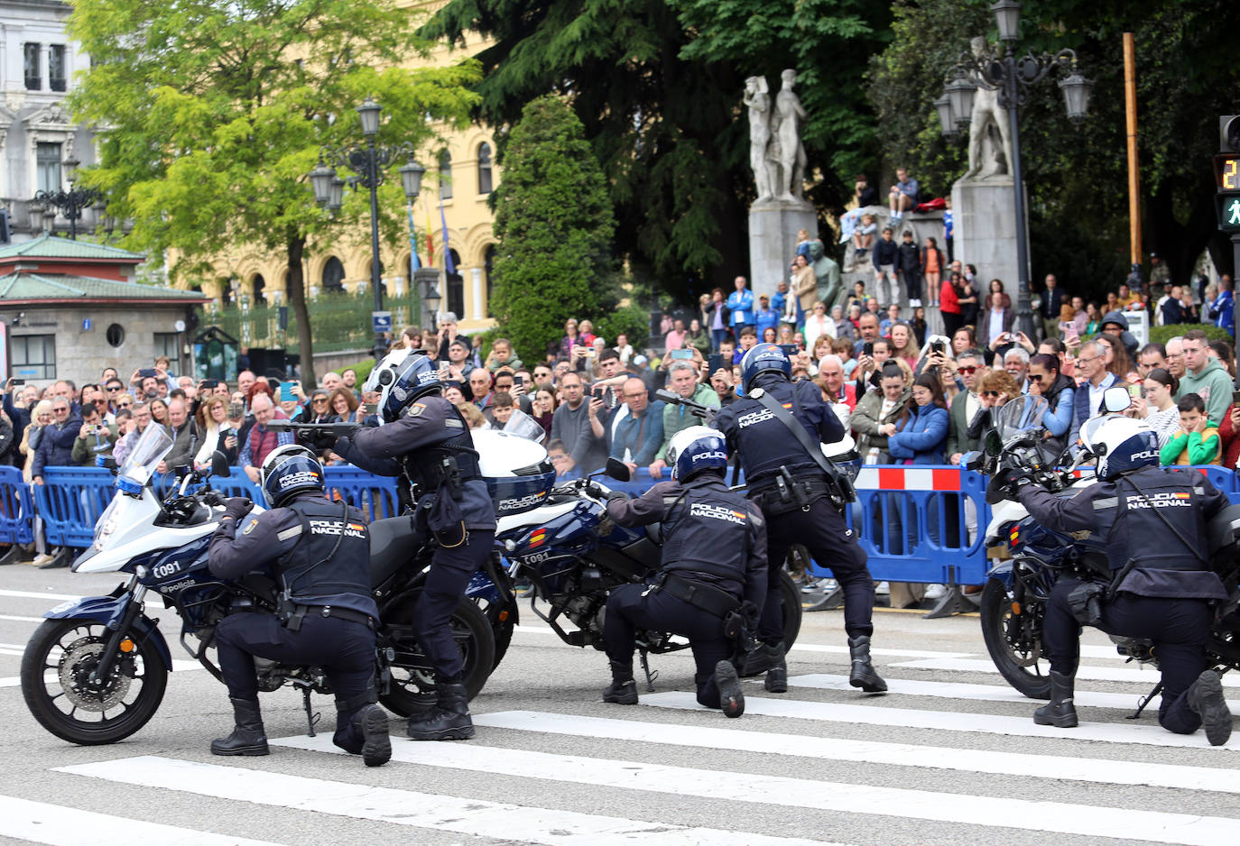 Las lecciones de la Policía Nacional en Oviedo