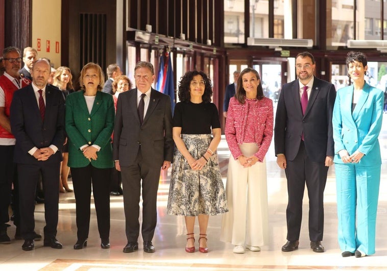 Doña Letizia preside el Día Mundial de Cruz Roja en el Auditorio Príncipe Felipe de Oviedo.