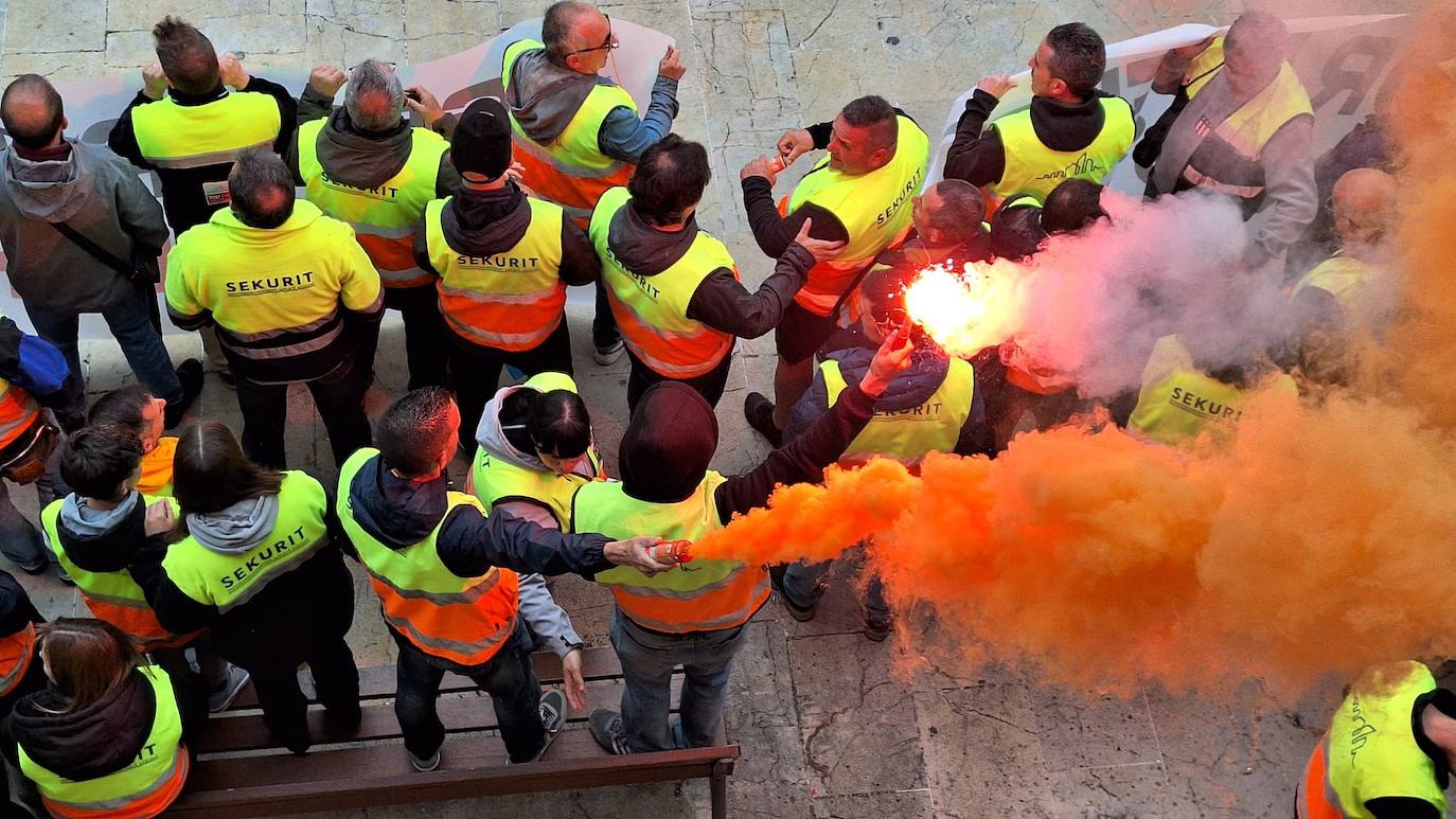 Avilés, unida contra el cierre en Saint-Gobain: «Cristalería no se cierra»