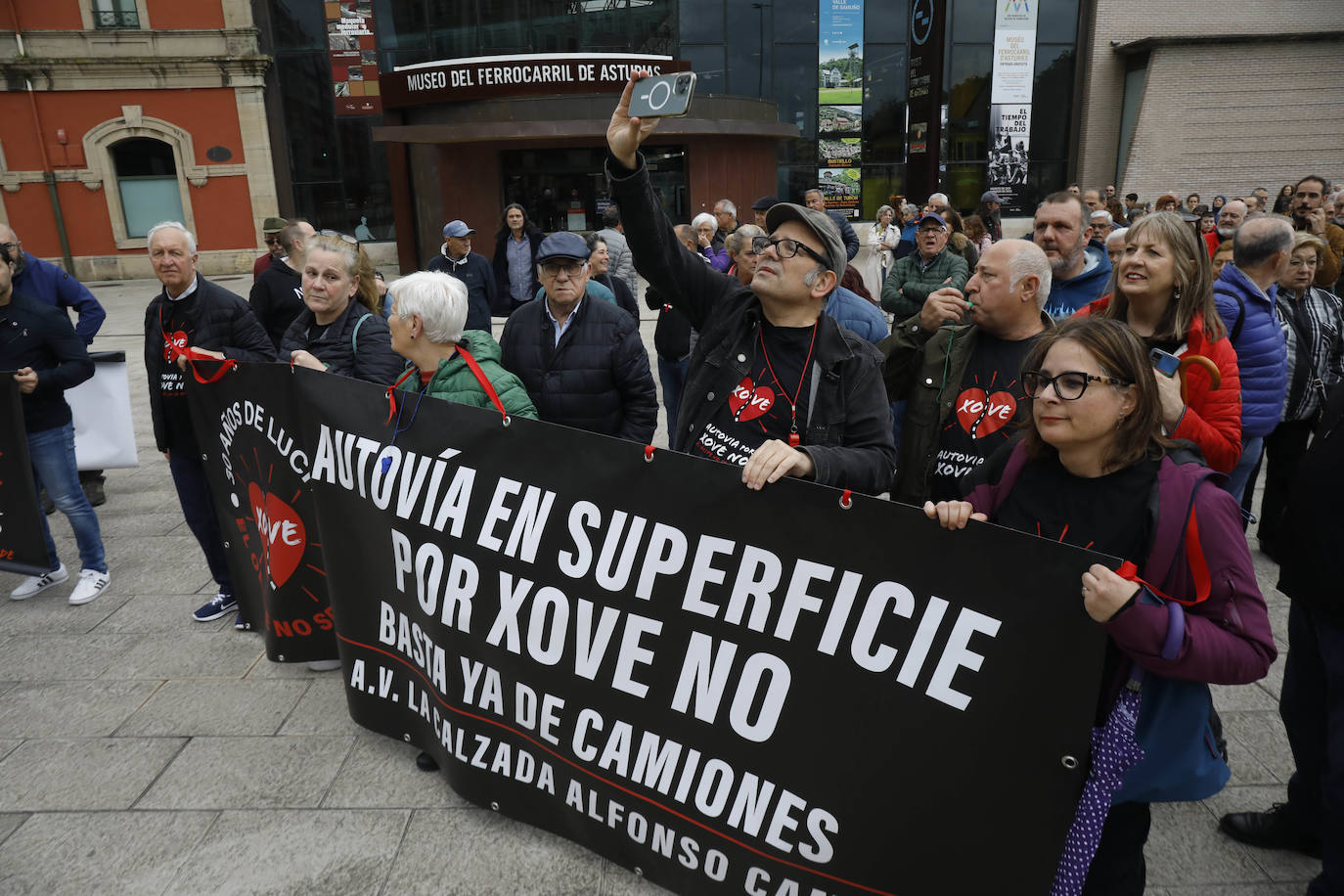 Gijón, contra la contaminación: «No aguantamos más mentiras ni promesas incumplidas»