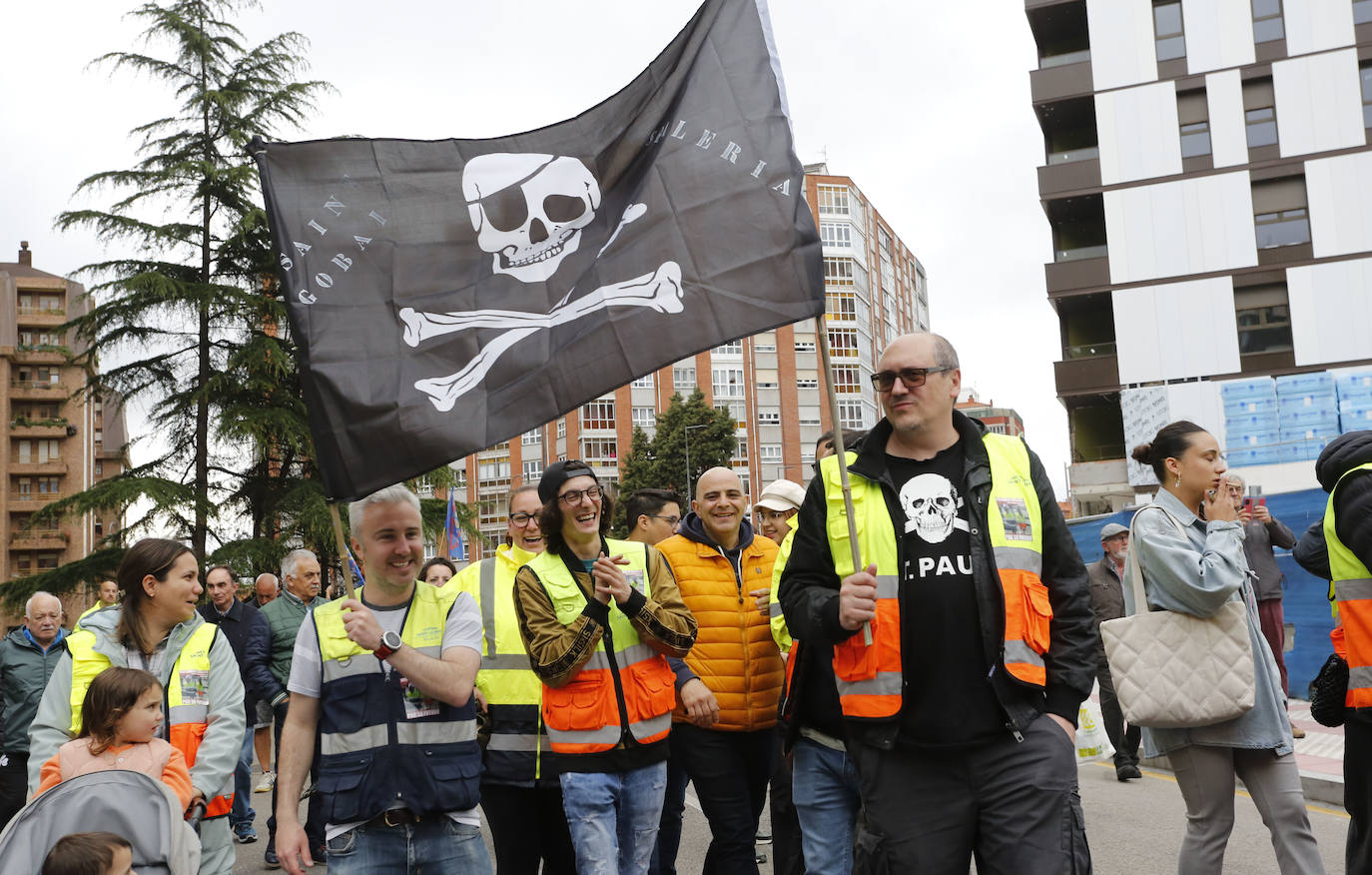 Avilés, unida contra el cierre en Saint-Gobain: «Cristalería no se cierra»