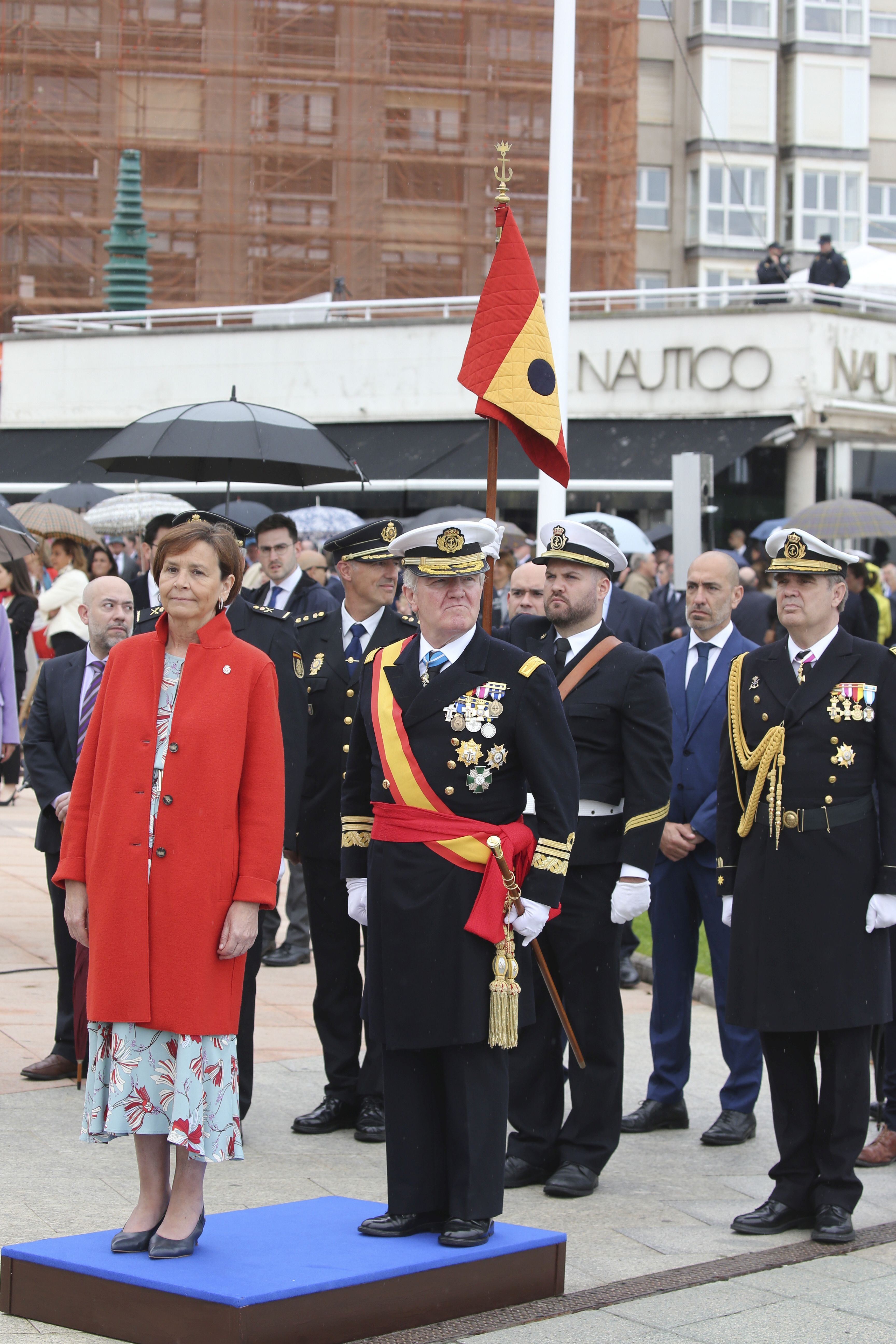 Las imágenes de la jura de bandera en Gijón (1)