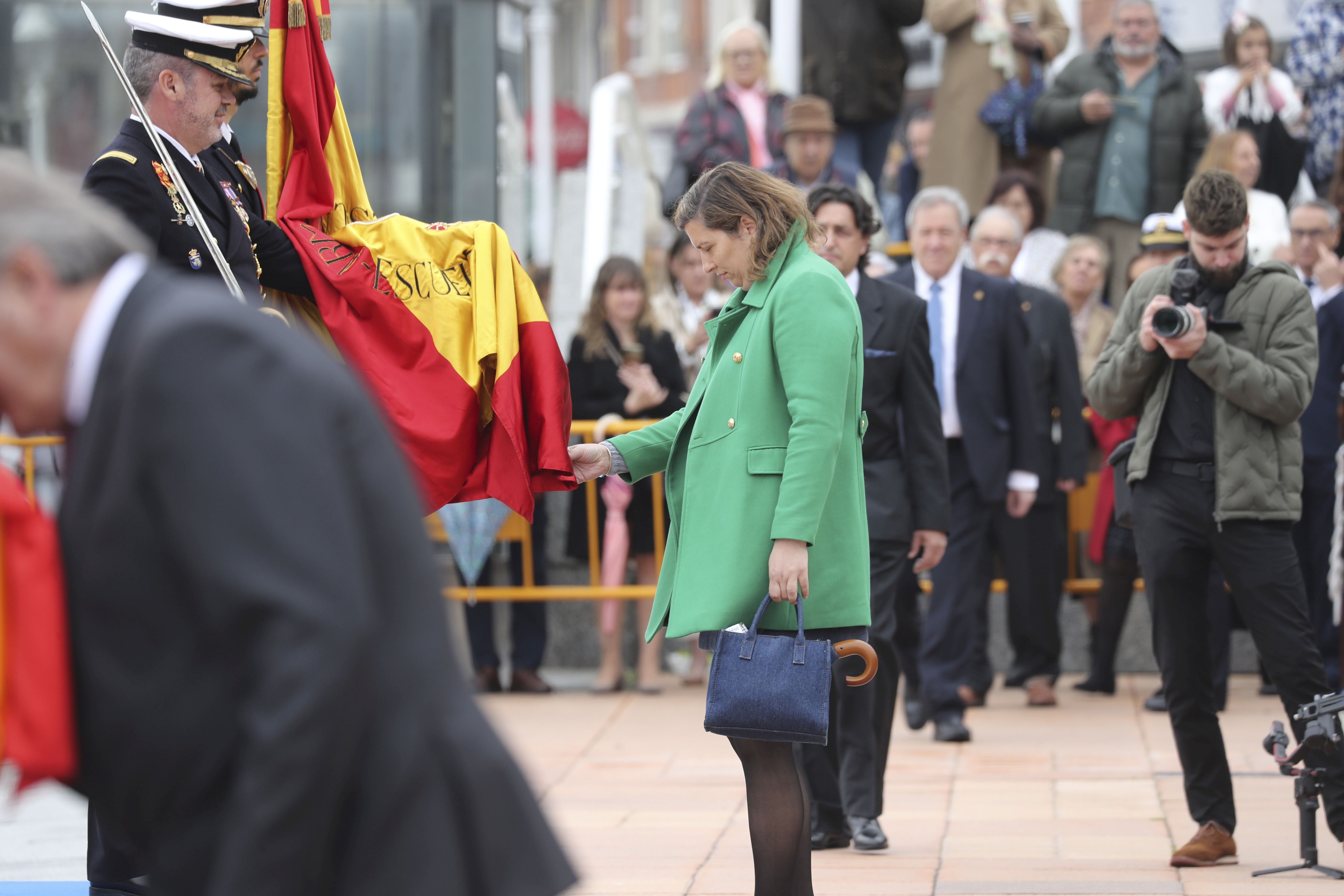 Las imágenes de la jura de bandera en Gijón (2)