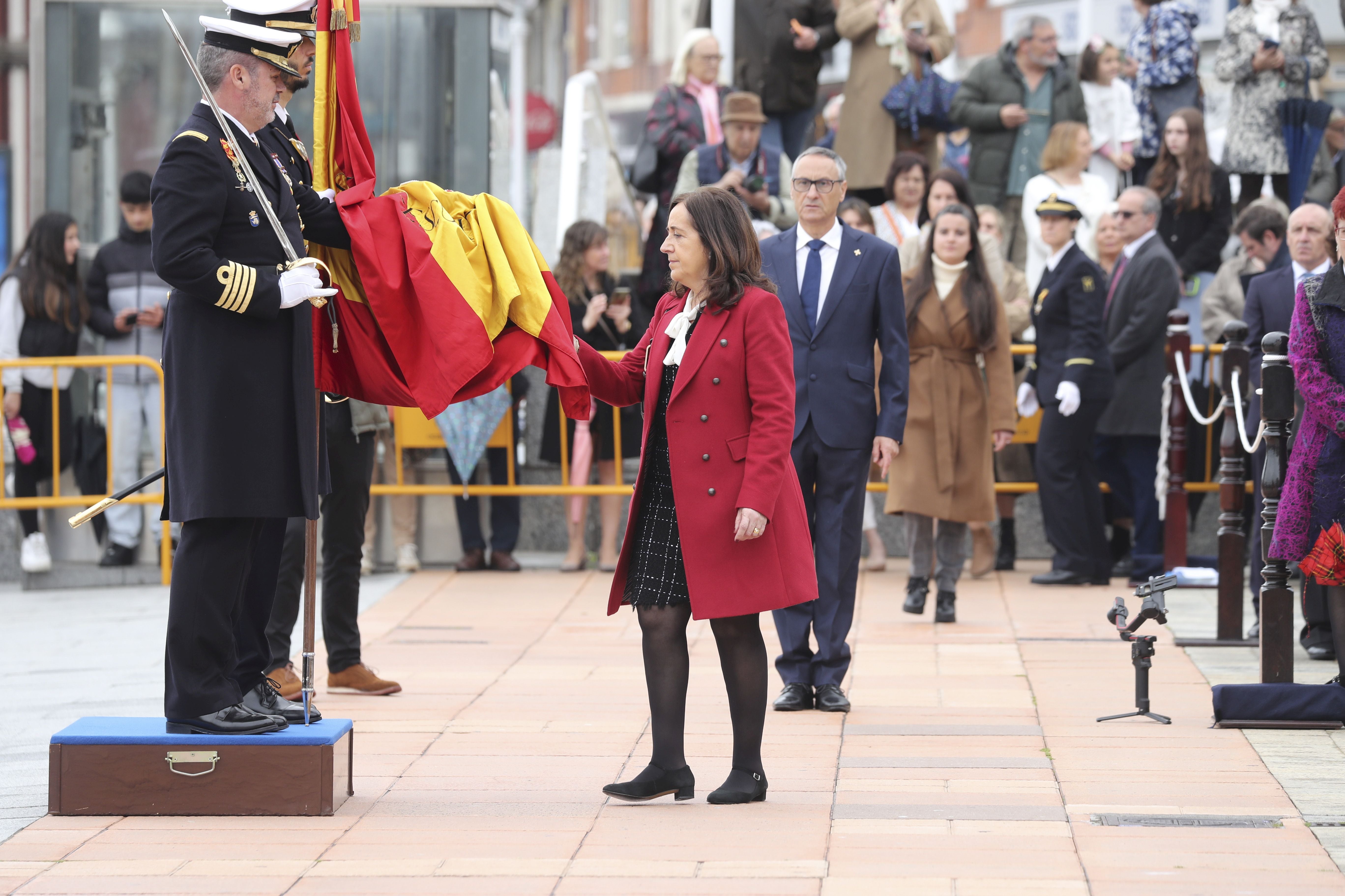 Las imágenes de la jura de bandera en Gijón (2)