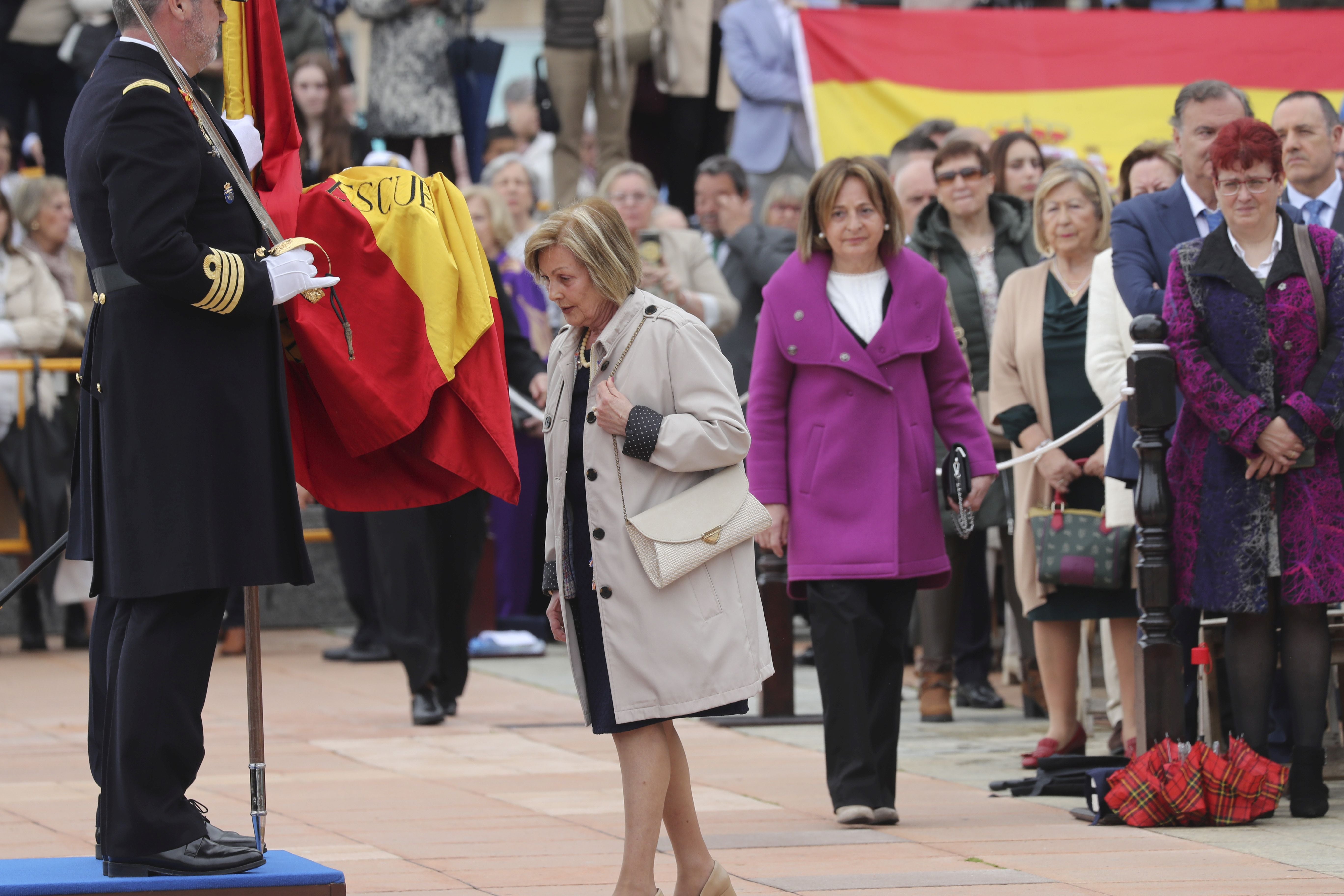 Las imágenes de la jura de bandera en Gijón (3)