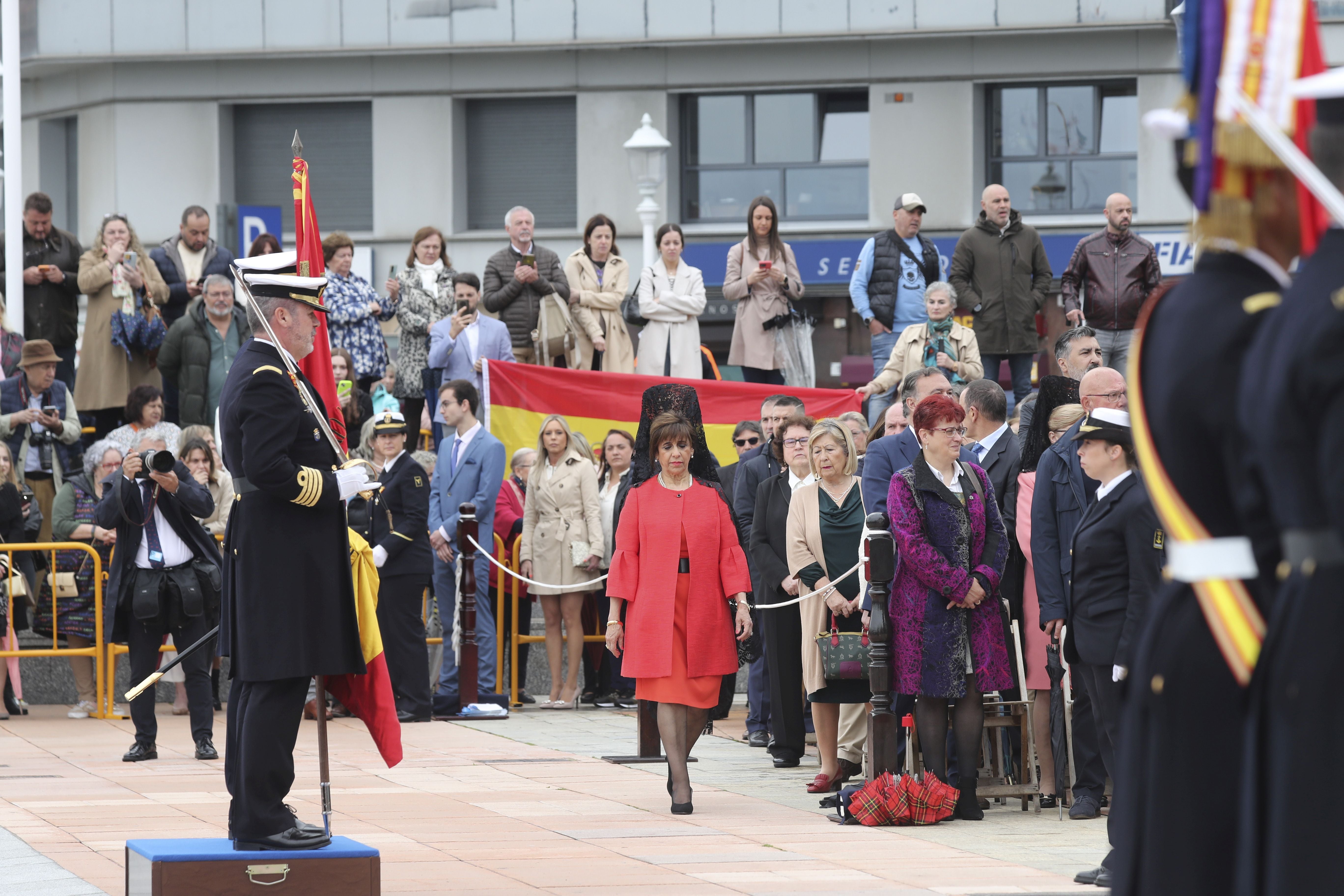 Las imágenes de la jura de bandera en Gijón (4)