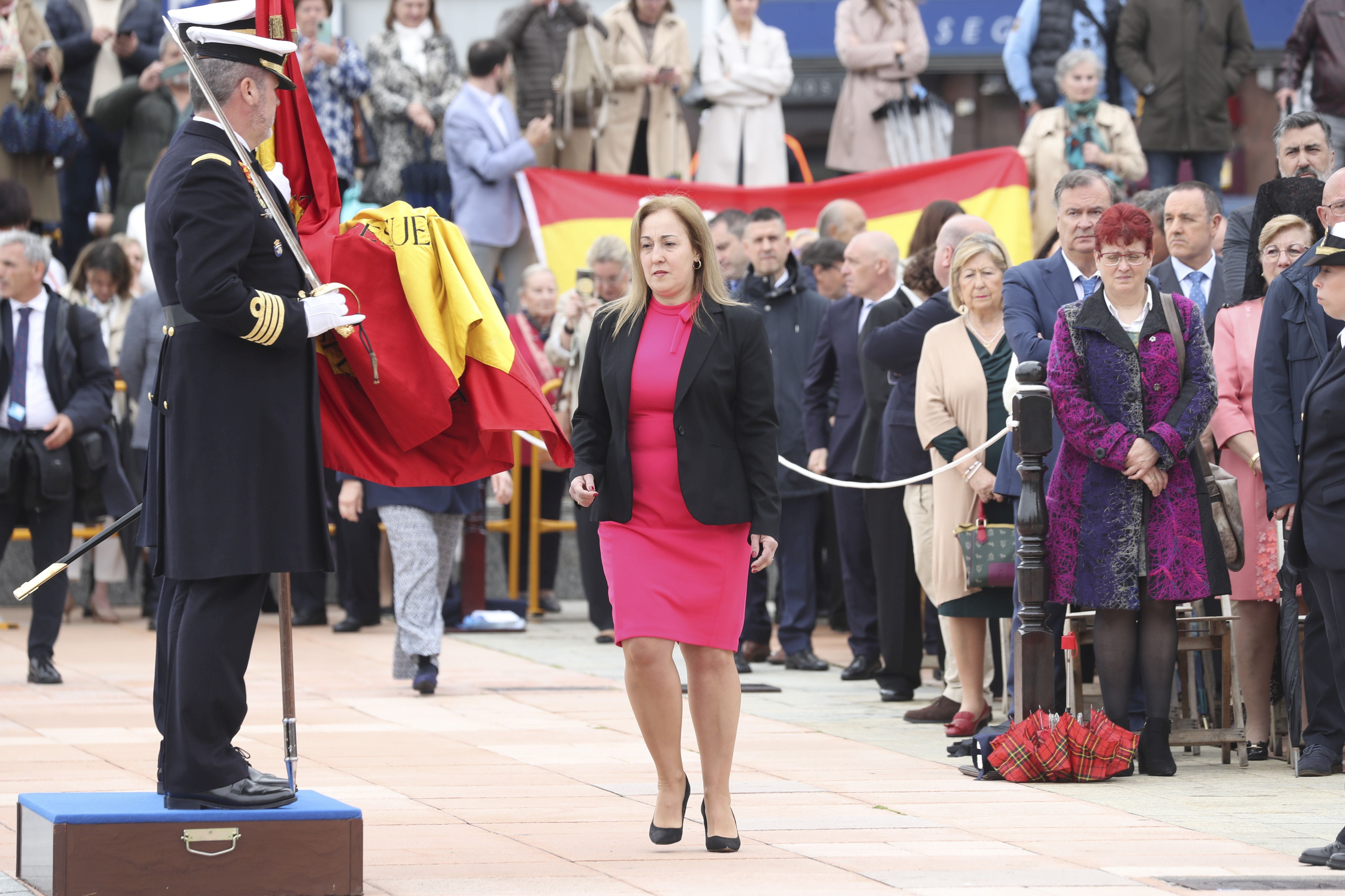 Las imágenes de la jura de bandera en Gijón (4)