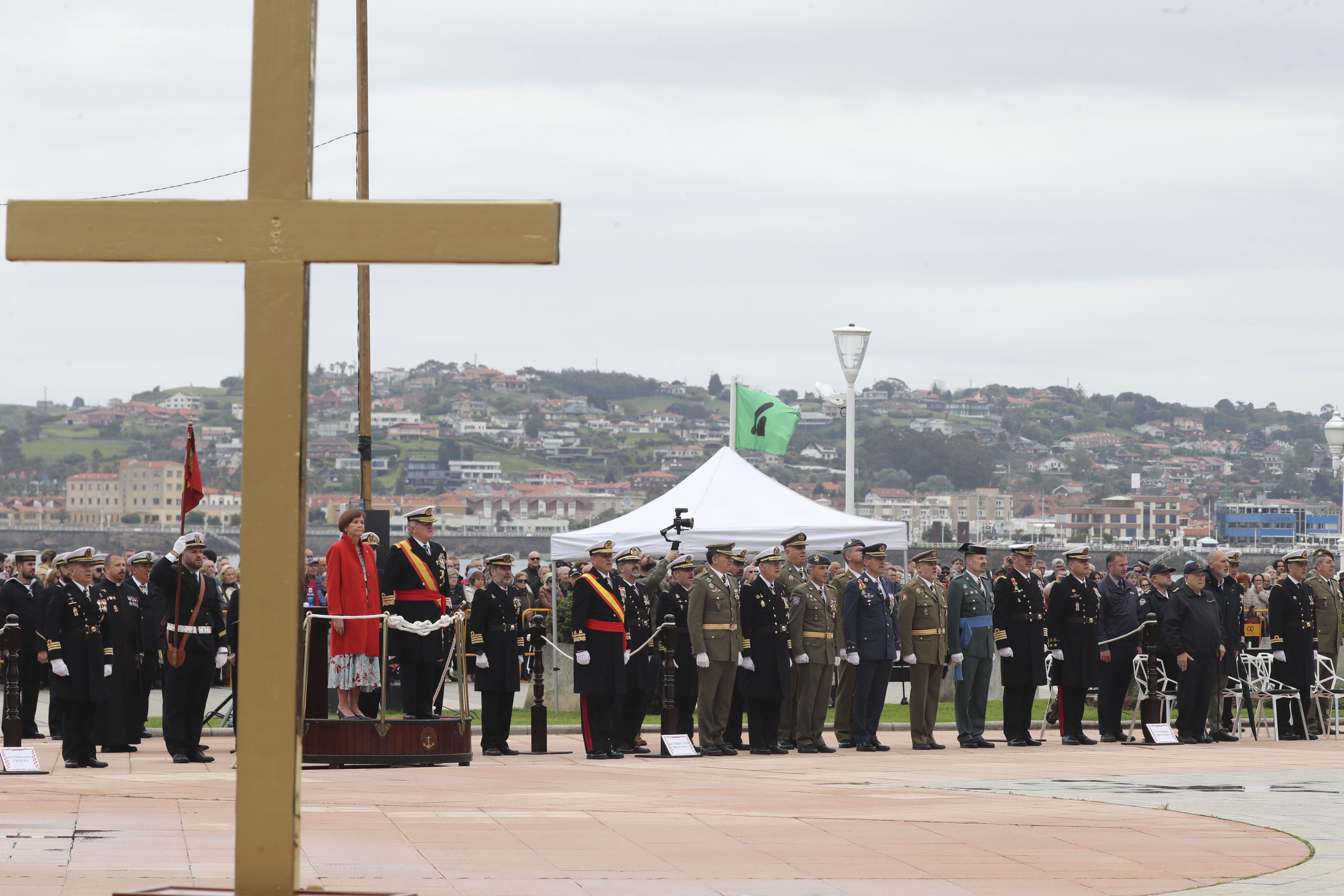 Las imágenes de la jura de bandera en Gijón (5)