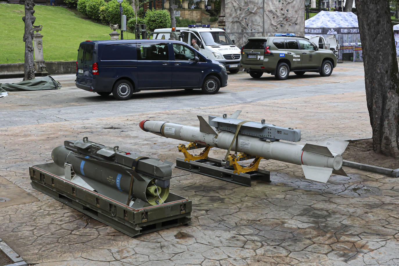 Los preparativos de las Fuerzas Armadas en Oviedo