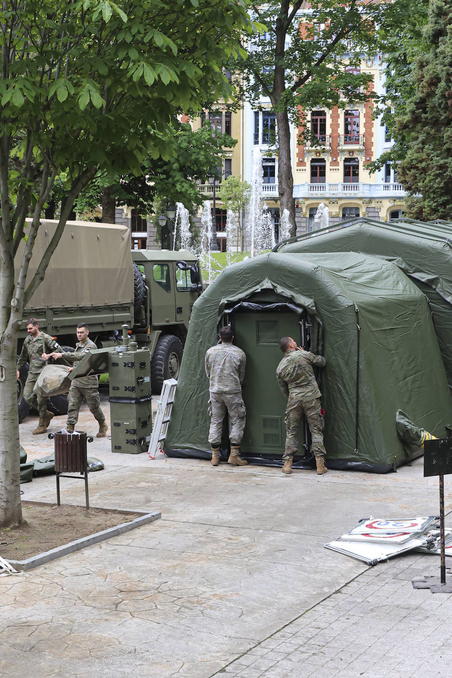 Los preparativos de las Fuerzas Armadas en Oviedo