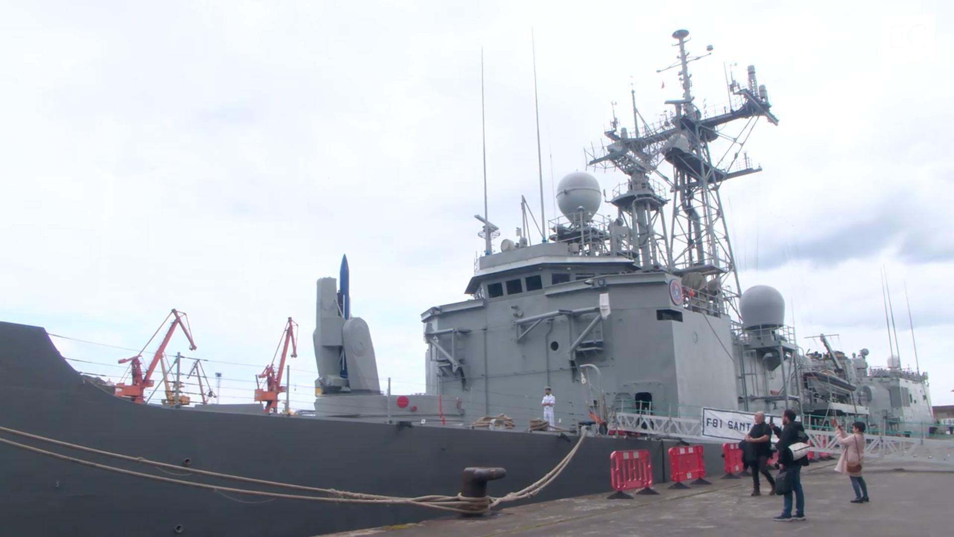 En el interior de la fragata Santa María, el buque de la Armada ...