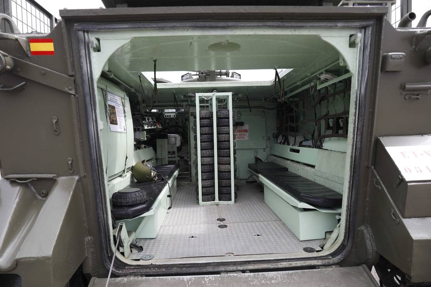 Las Fuerzas Armadas exhiben su potencial en El Musel