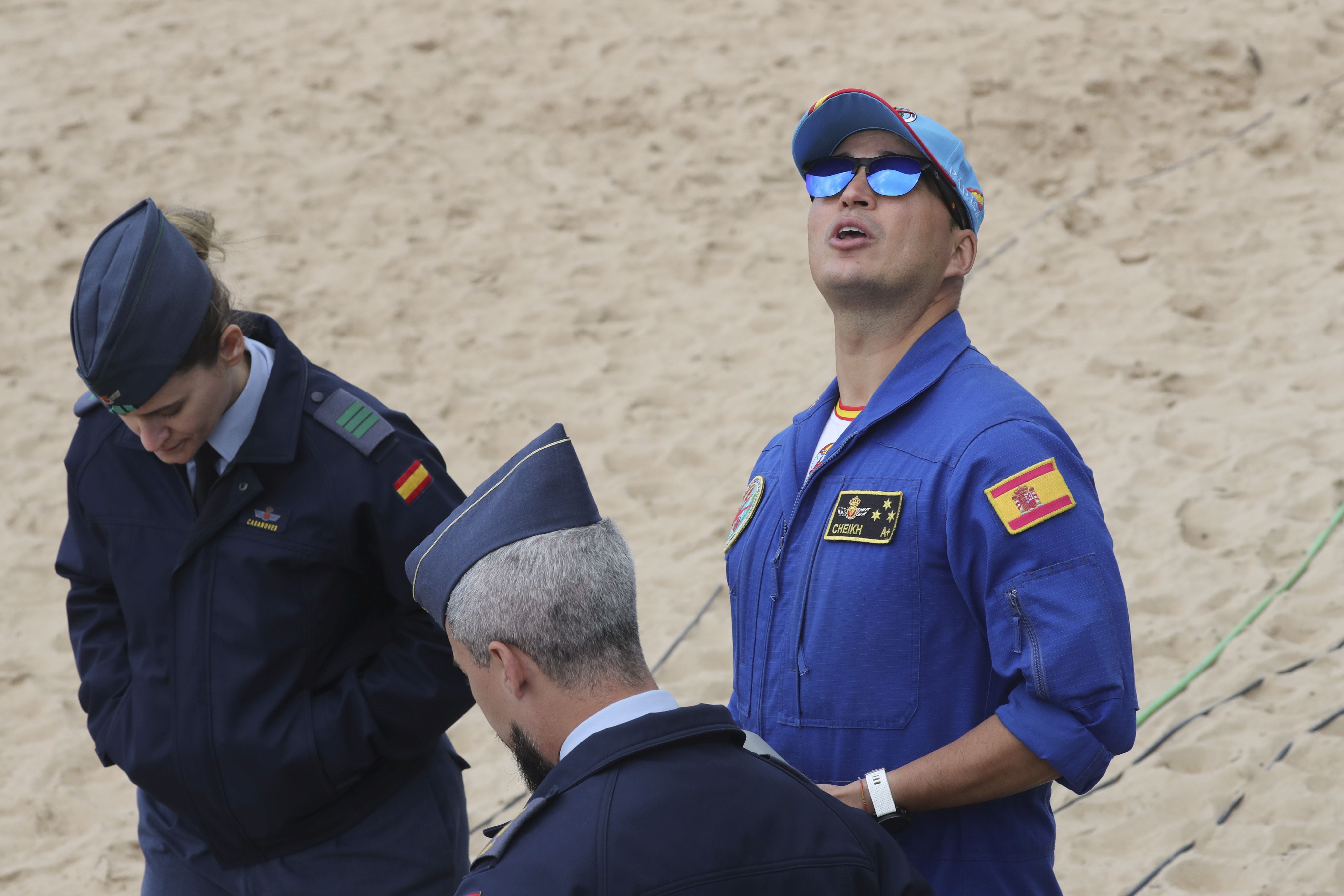 Gijón vive un desembarco de película del Ejército