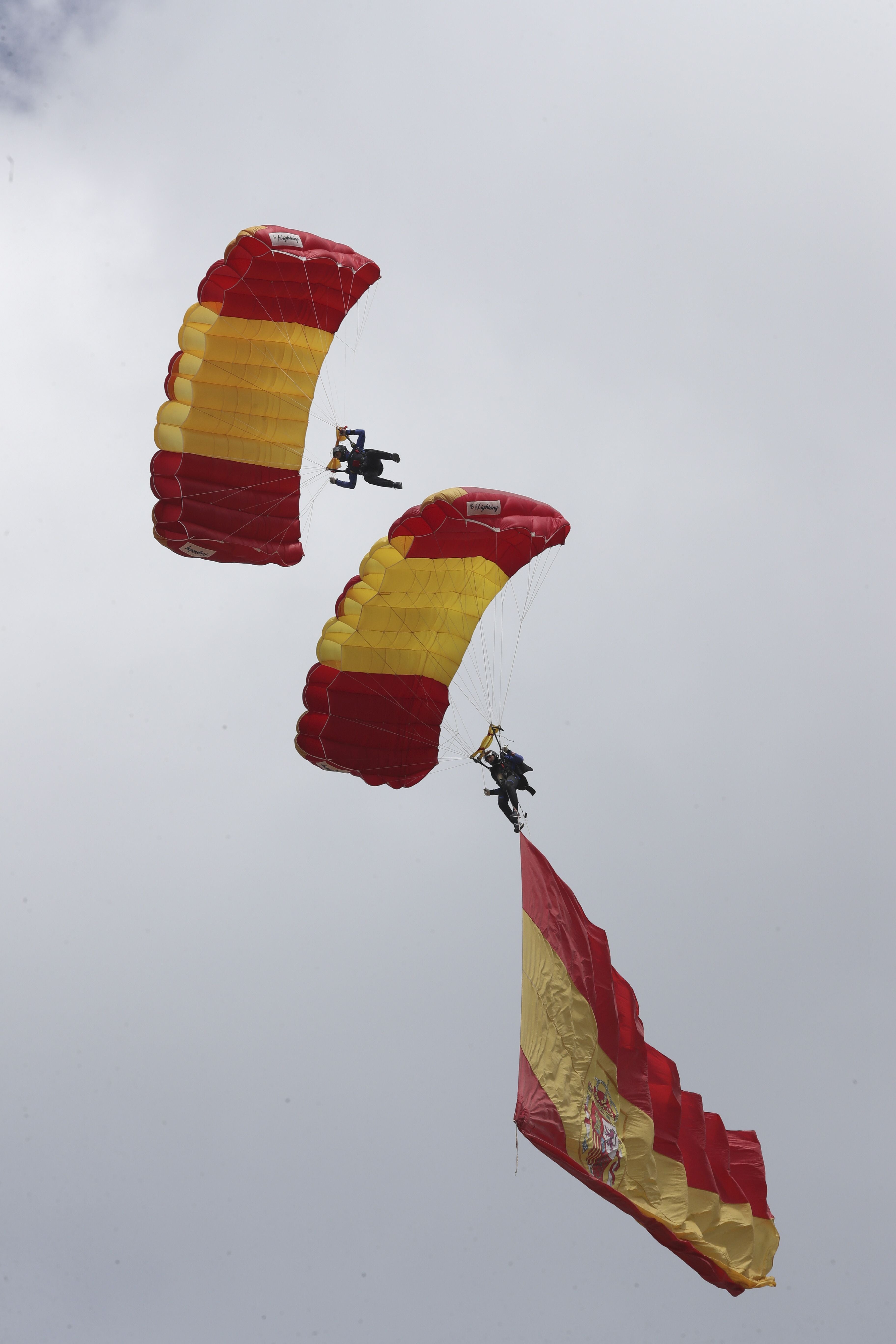 Gijón vive un desembarco de película del Ejército