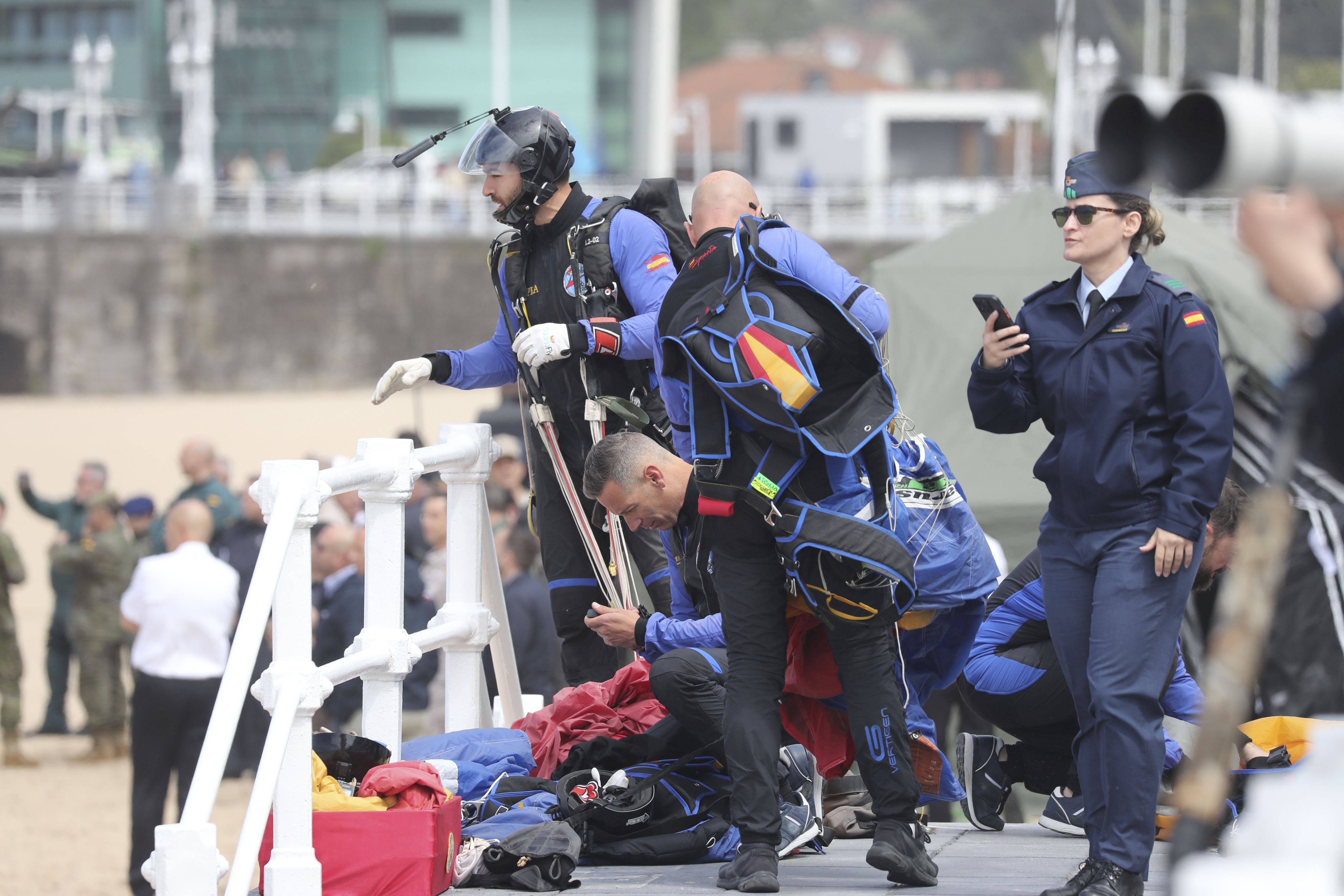 Gijón vive un desembarco de película del Ejército