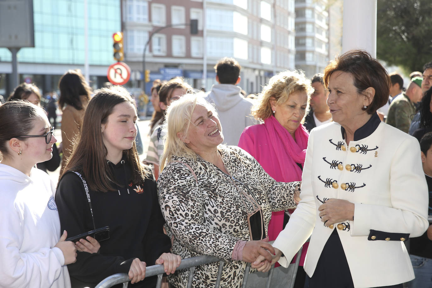 ¿Estuviste en el acto central de las Fuerzas Armadas en Gijón? ¡Búscate!