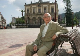 Manuel Busto Alonso, exalcalde de Villaviciosa.