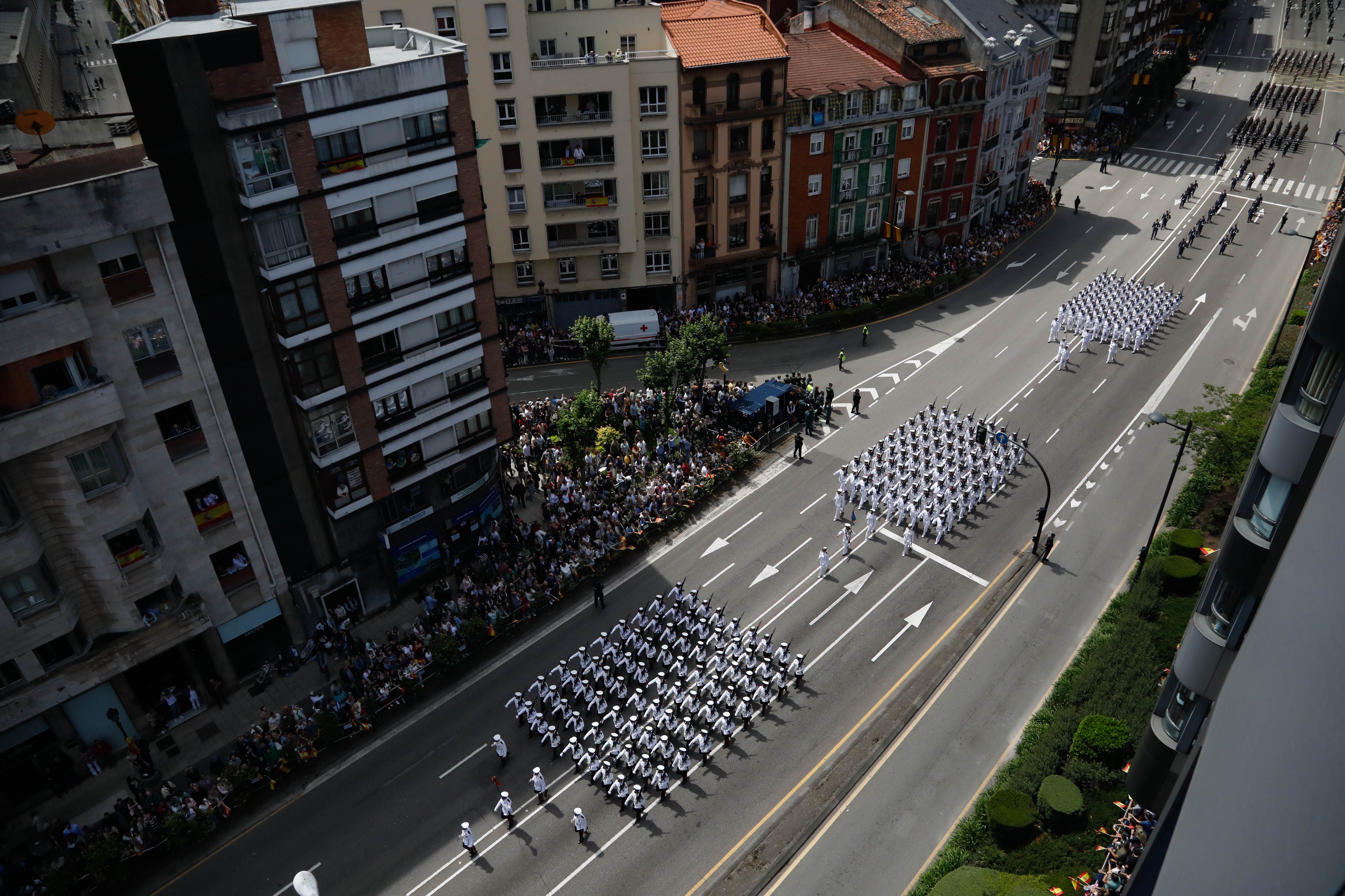 El desfile del Día de las Fuerzas Armadas, desde arriba