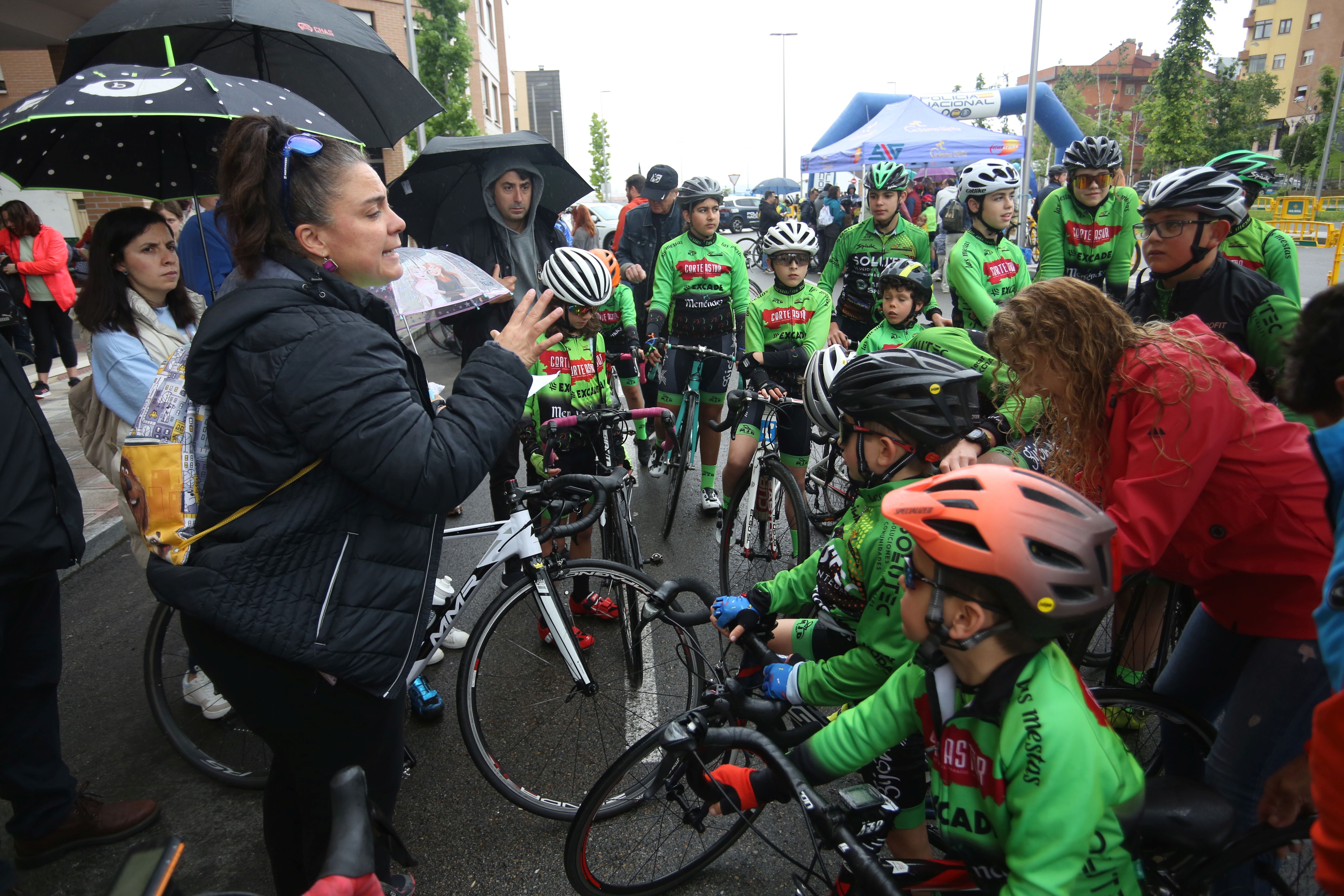 Las imágenes que deja la marcha ciclista de Lugones