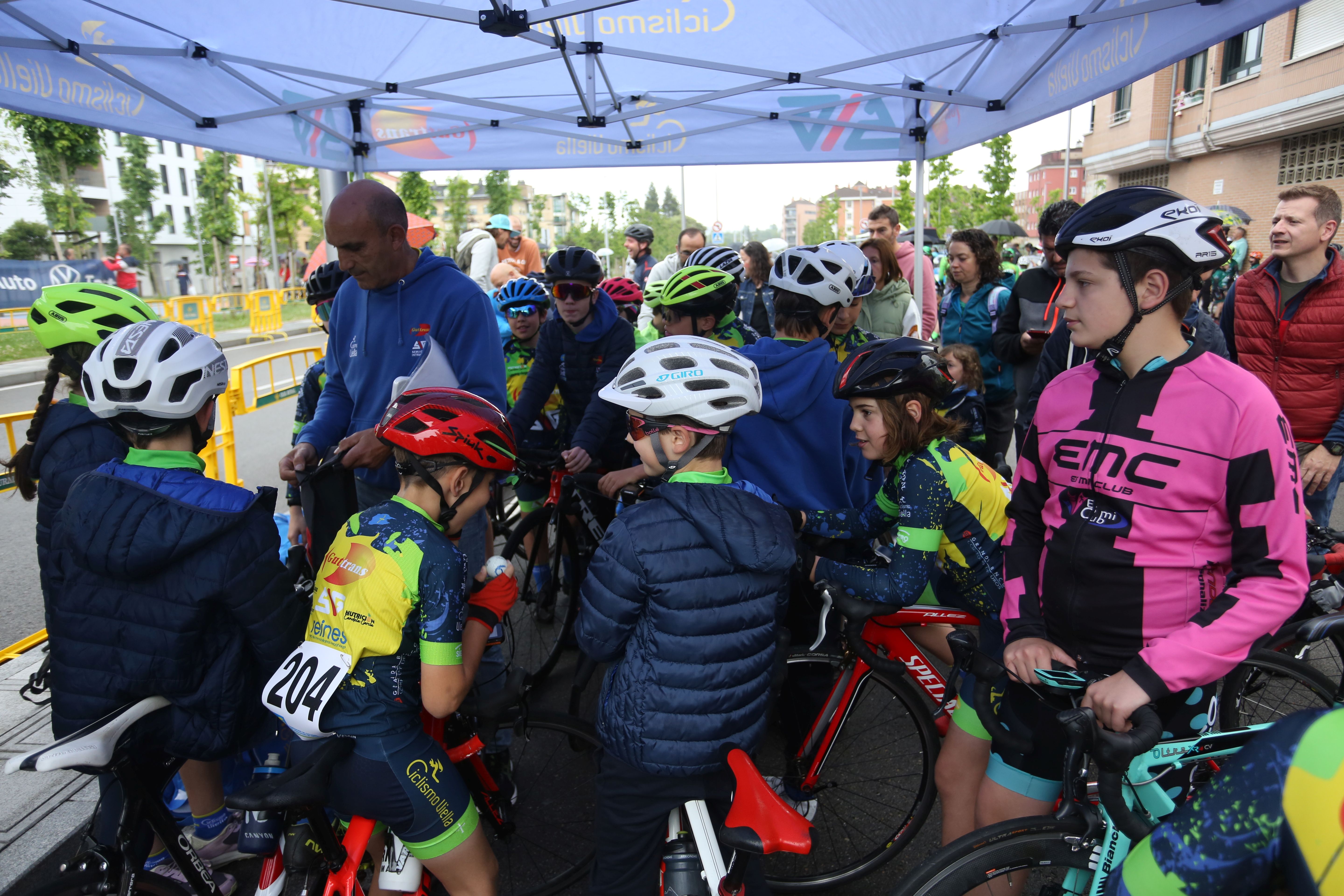 Las imágenes que deja la marcha ciclista de Lugones