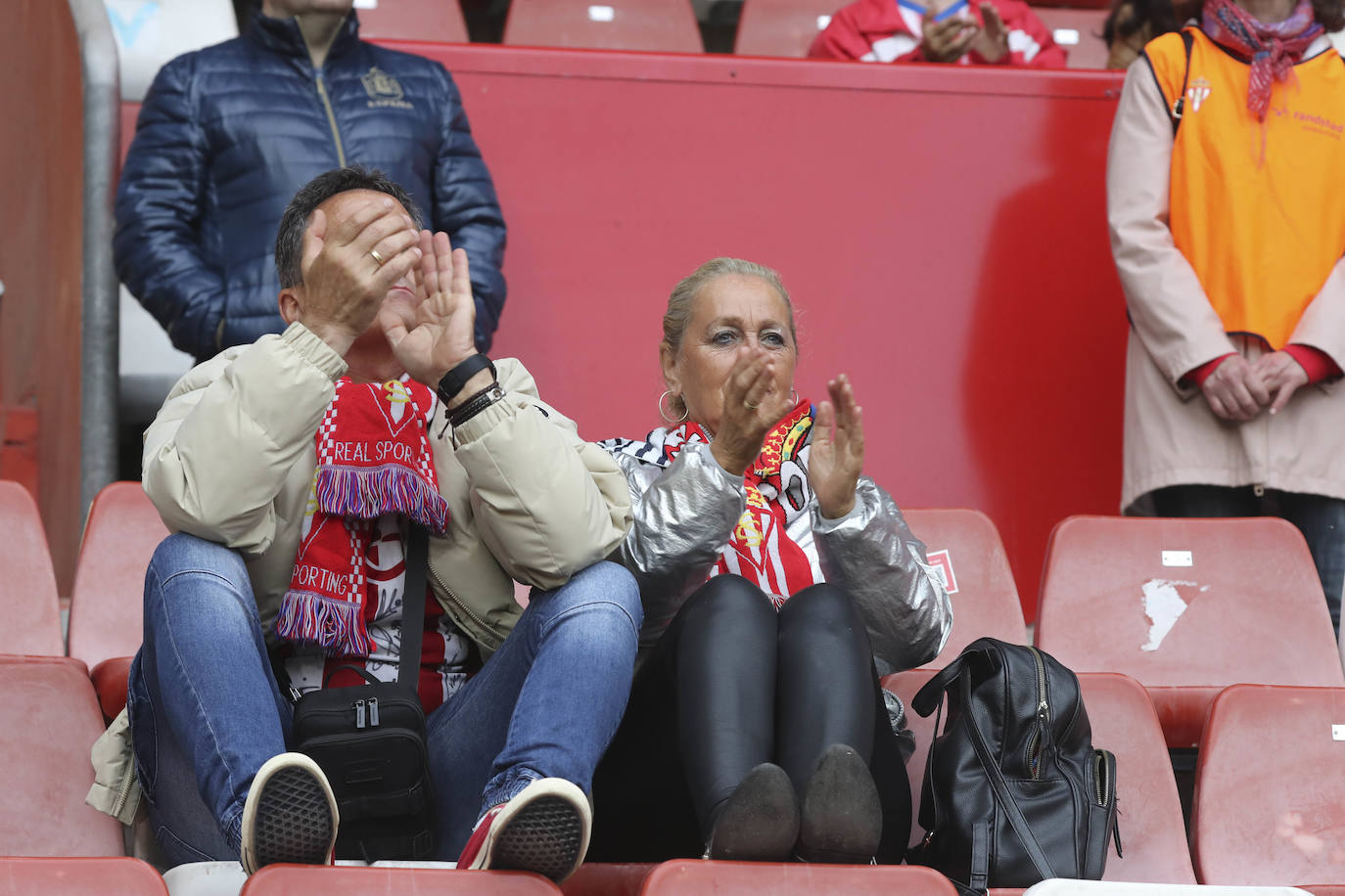 ¿Estuviste en El Molinón en el Sporting - Eibar? ¡Búscate!