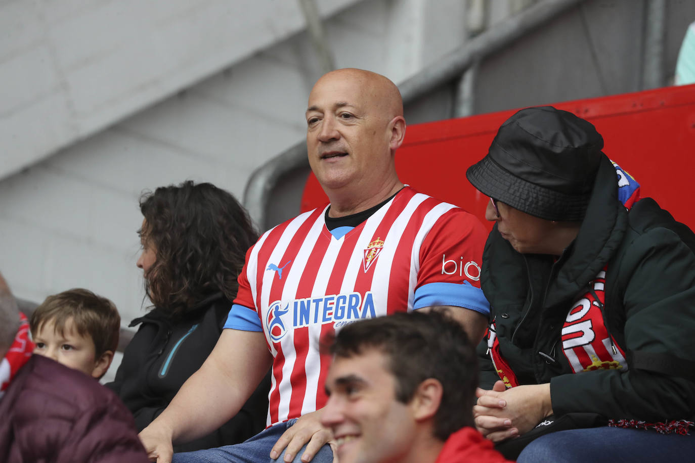 ¿Estuviste en El Molinón en el Sporting - Eibar? ¡Búscate!