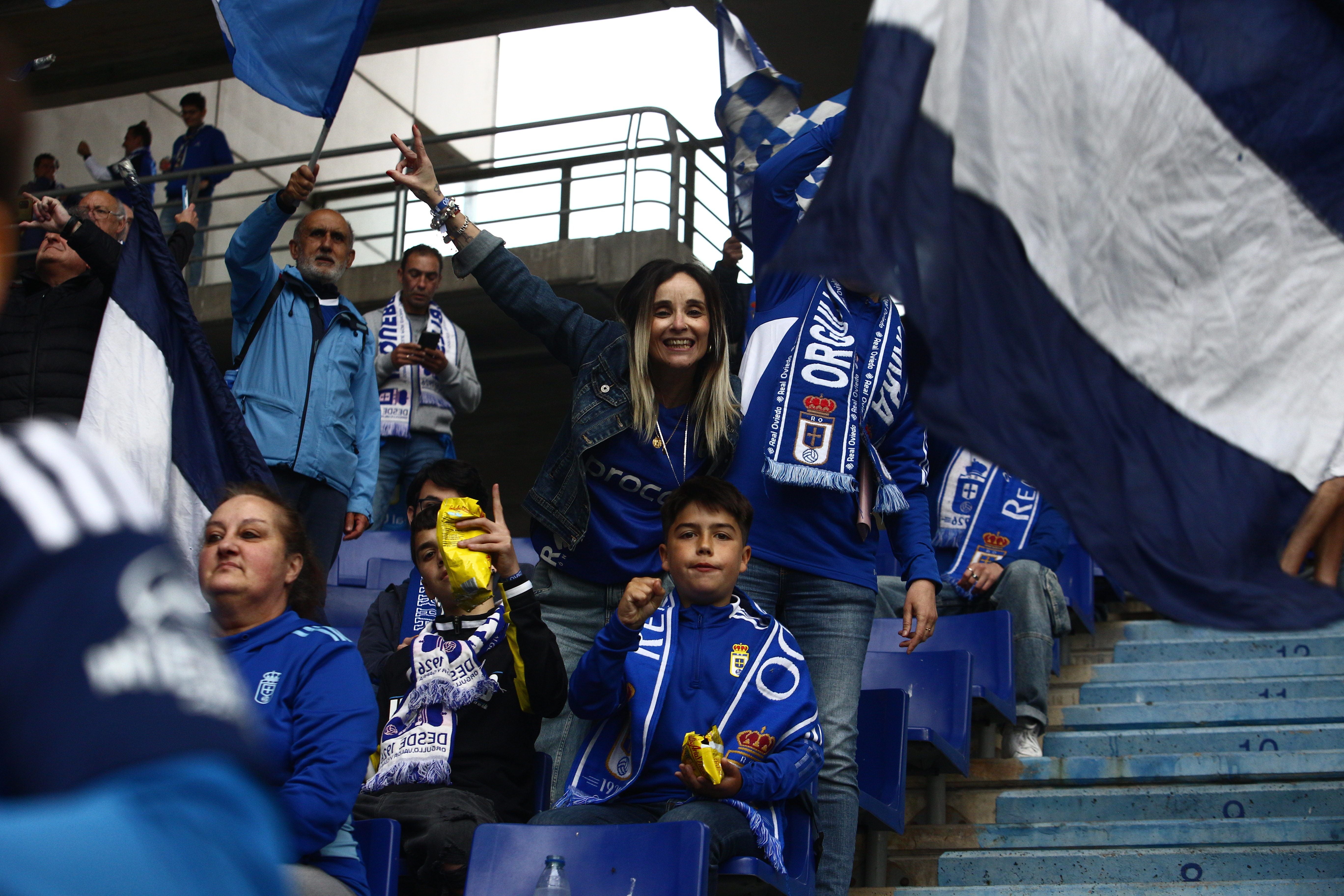 ¿Estuviste en el Real Oviedo - Andorra? ¡Búscate en las fotos!