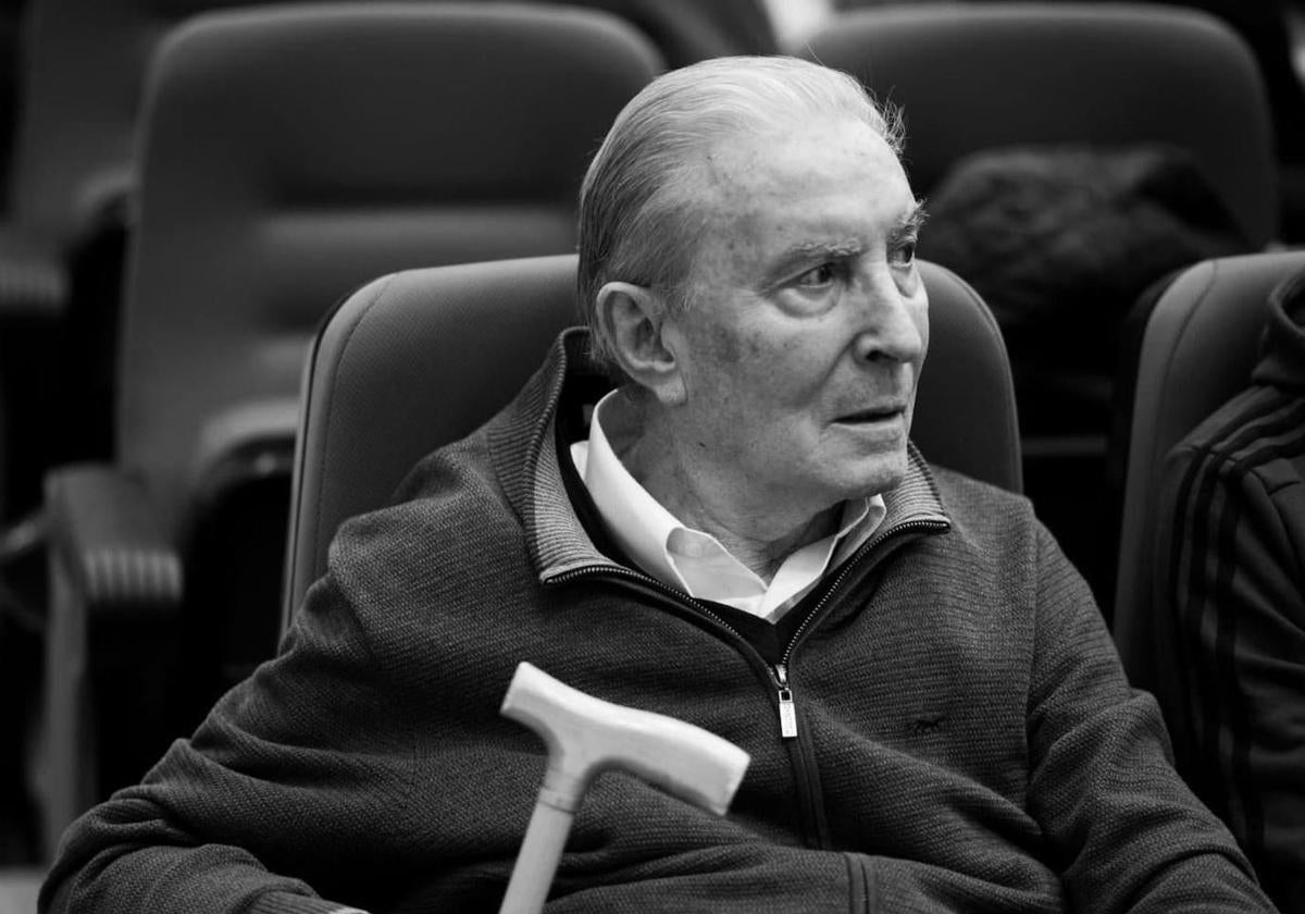 El padre Miguel Corral González.