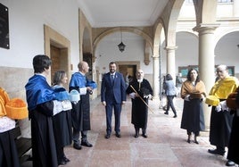 Toma de posesión del rector de la Universidad de Oviedo