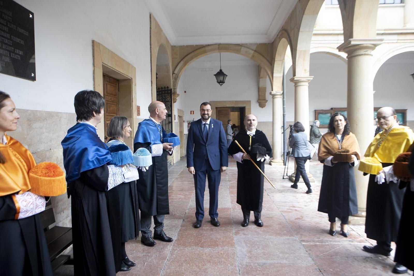 Toma de posesión del rector de la Universidad de Oviedo