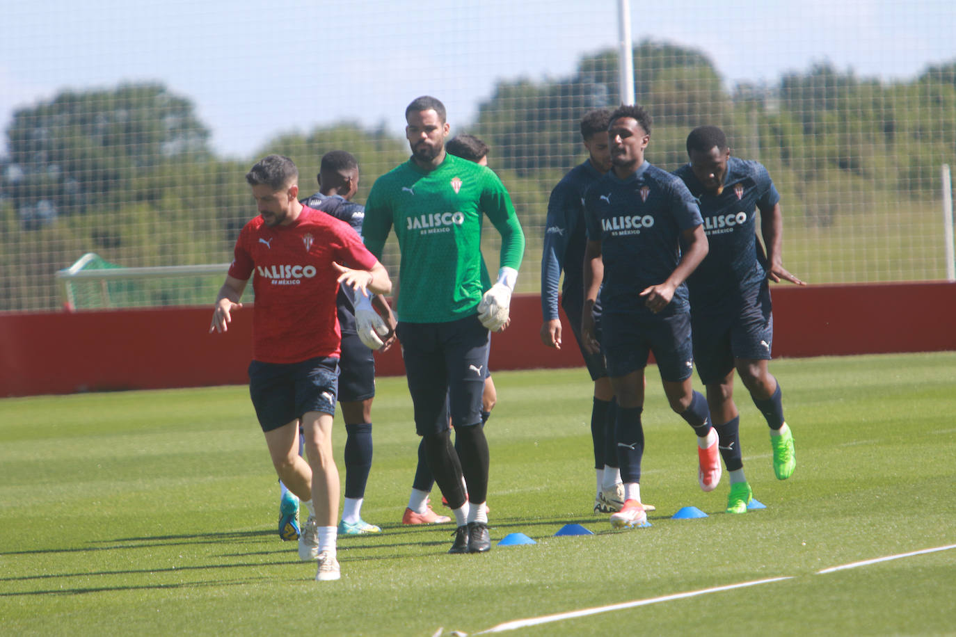 Último entrenamiento del Sporting antes de jugarse el &#039;play off&#039;