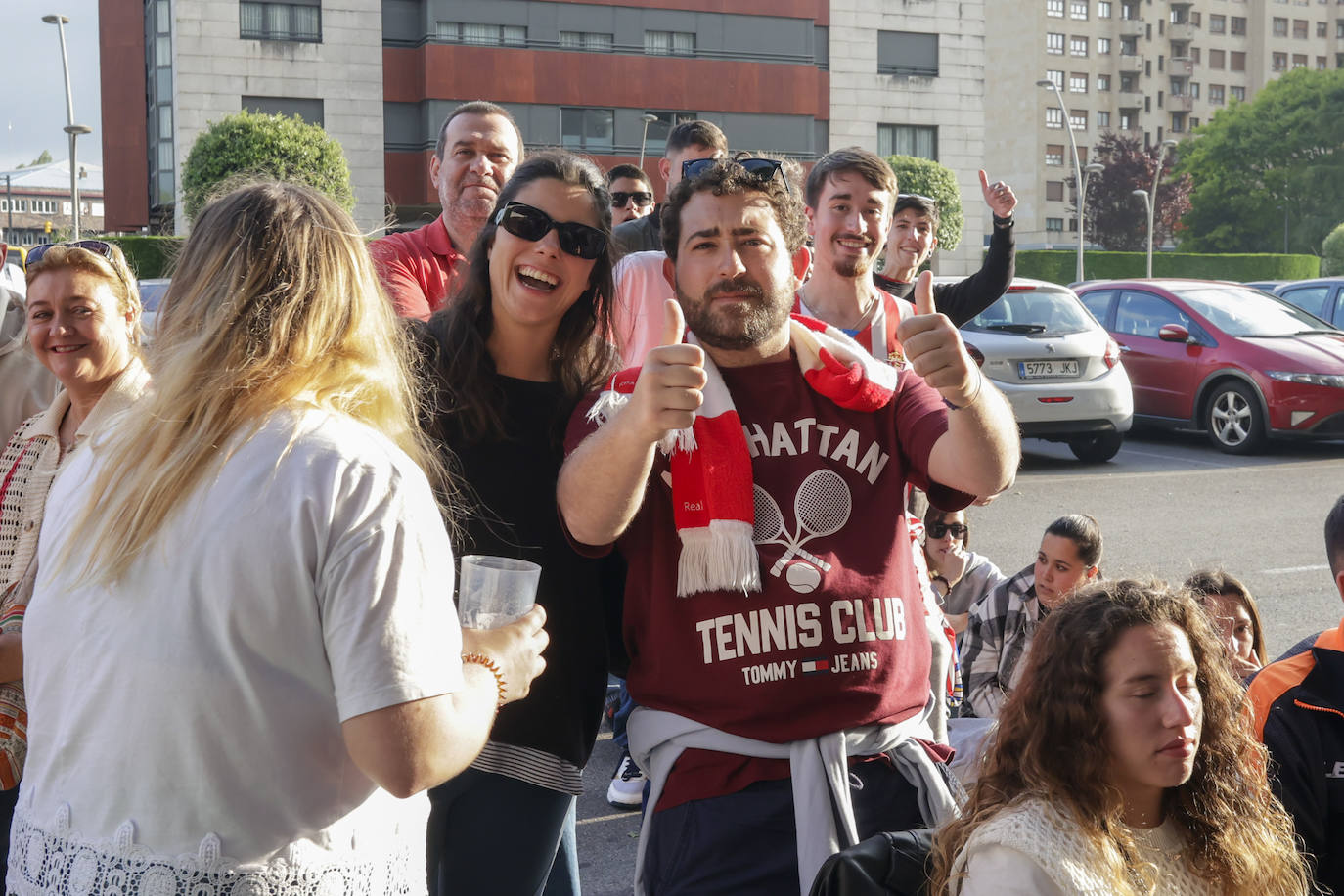 Éxtasis en Gijón tras la victoria del Sporting