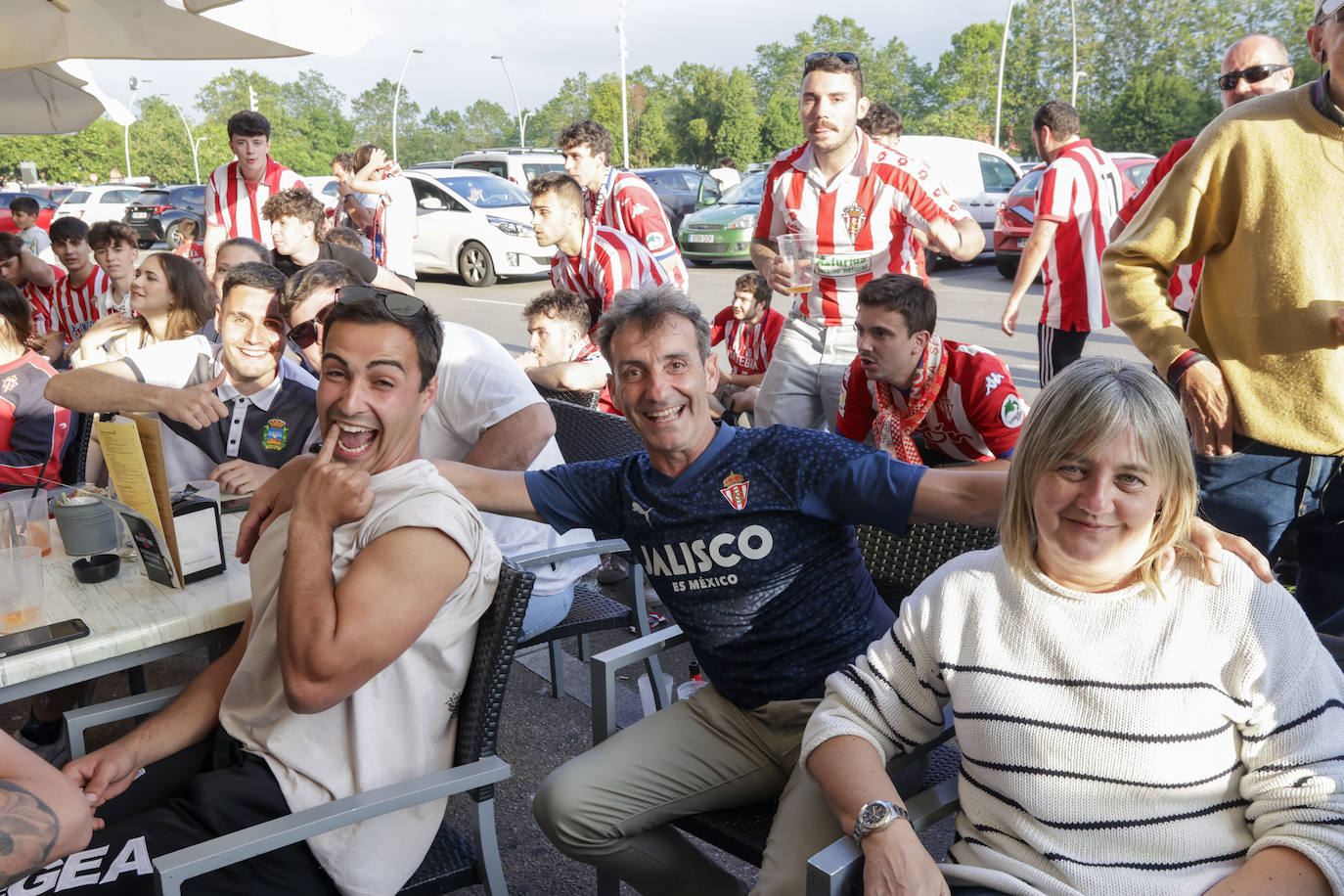 Éxtasis en Gijón tras la victoria del Sporting