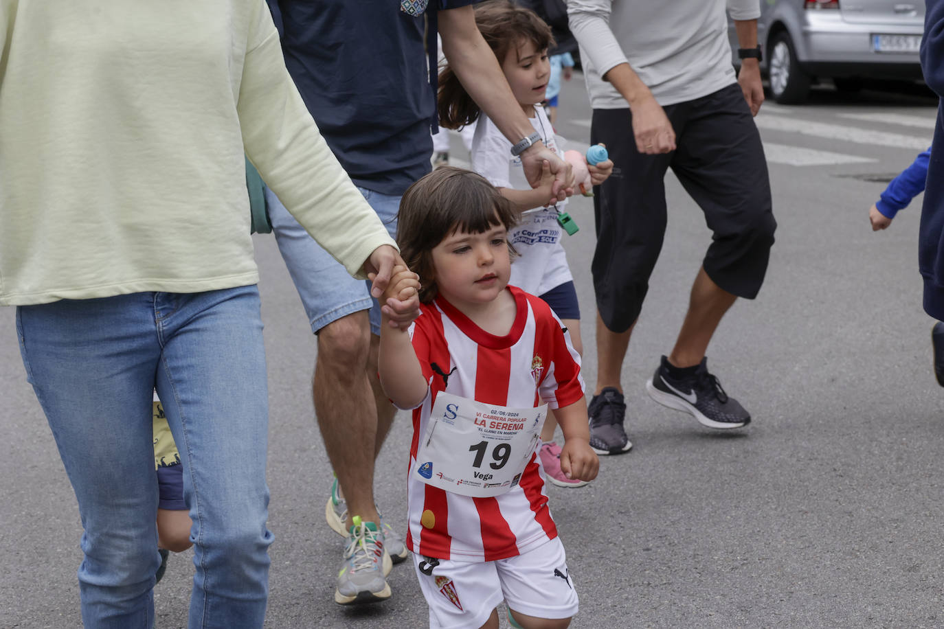 Medio millar de personas en la Carrera Popular Solidaria La Serena-El Llano en Marcha&#039;