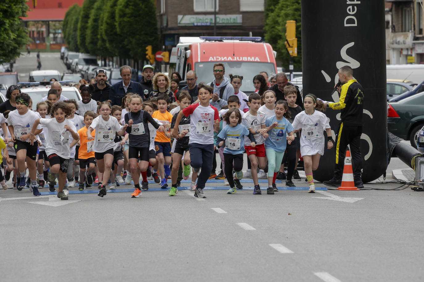 Medio millar de personas en la Carrera Popular Solidaria La Serena-El Llano en Marcha&#039;