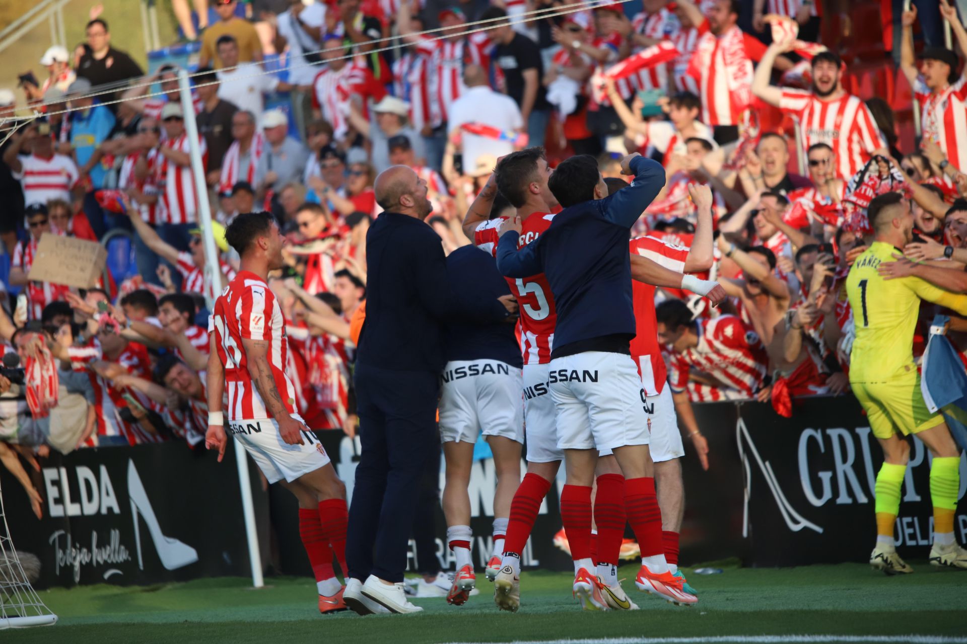 Las mejores imágenes del Eldense - Sporting de Gijón