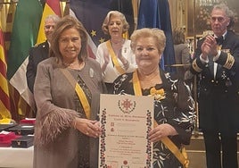 La vicepresidenta Montserrat Roig con Pilar del Pozo.