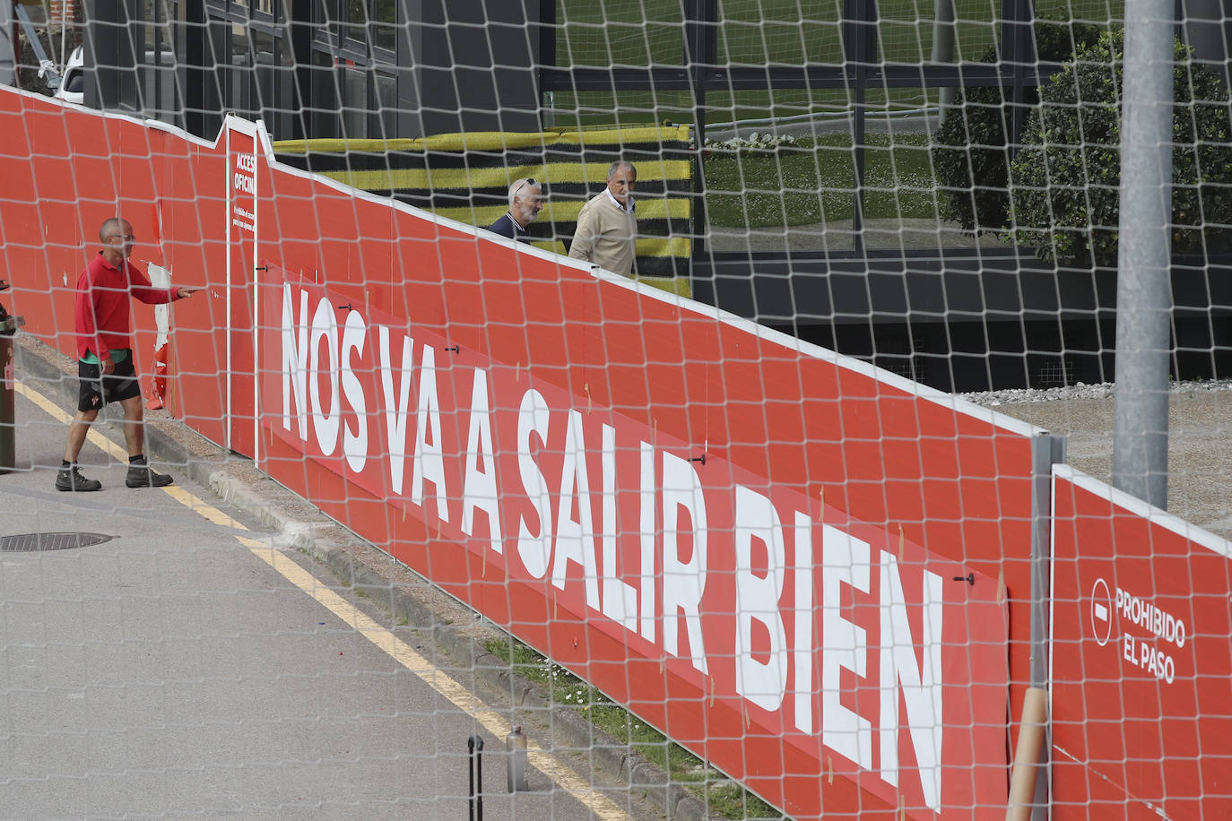 Entrenamiento del Sporting, tras la resaca emocional al entrar en &#039;play off&#039;